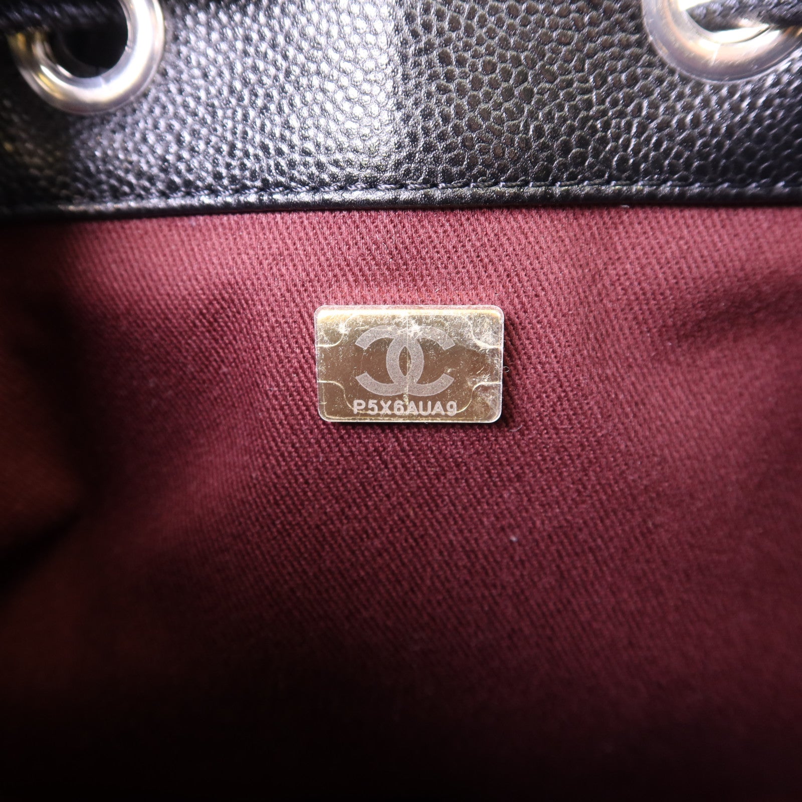 CHANEL 牛皮皮革Affinity Bucket Bag金扣鏈帶肩背袋