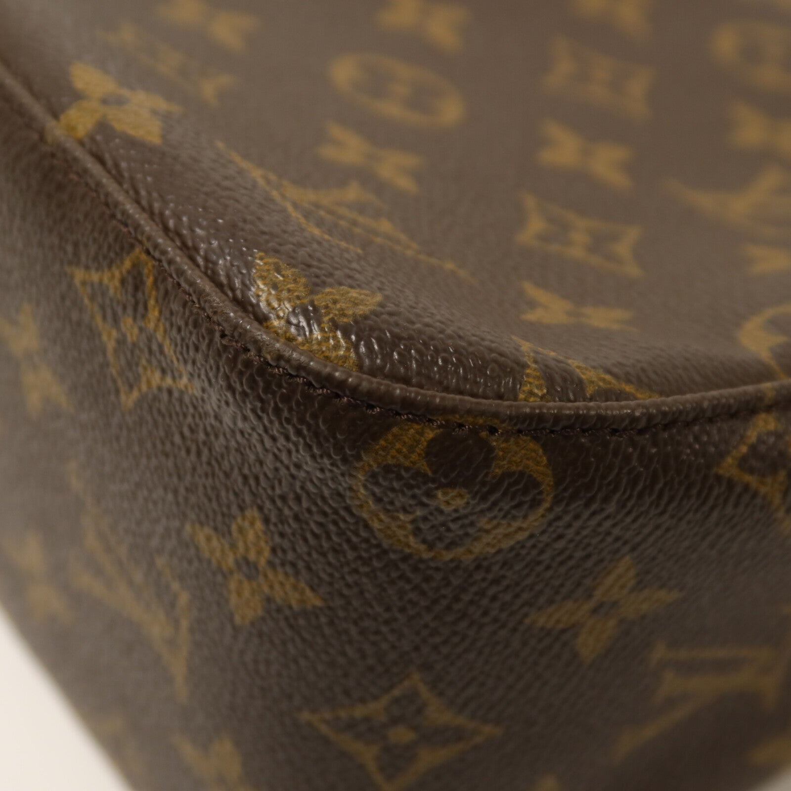 LOUIS VUITTON Monogram Looping MM肩背袋