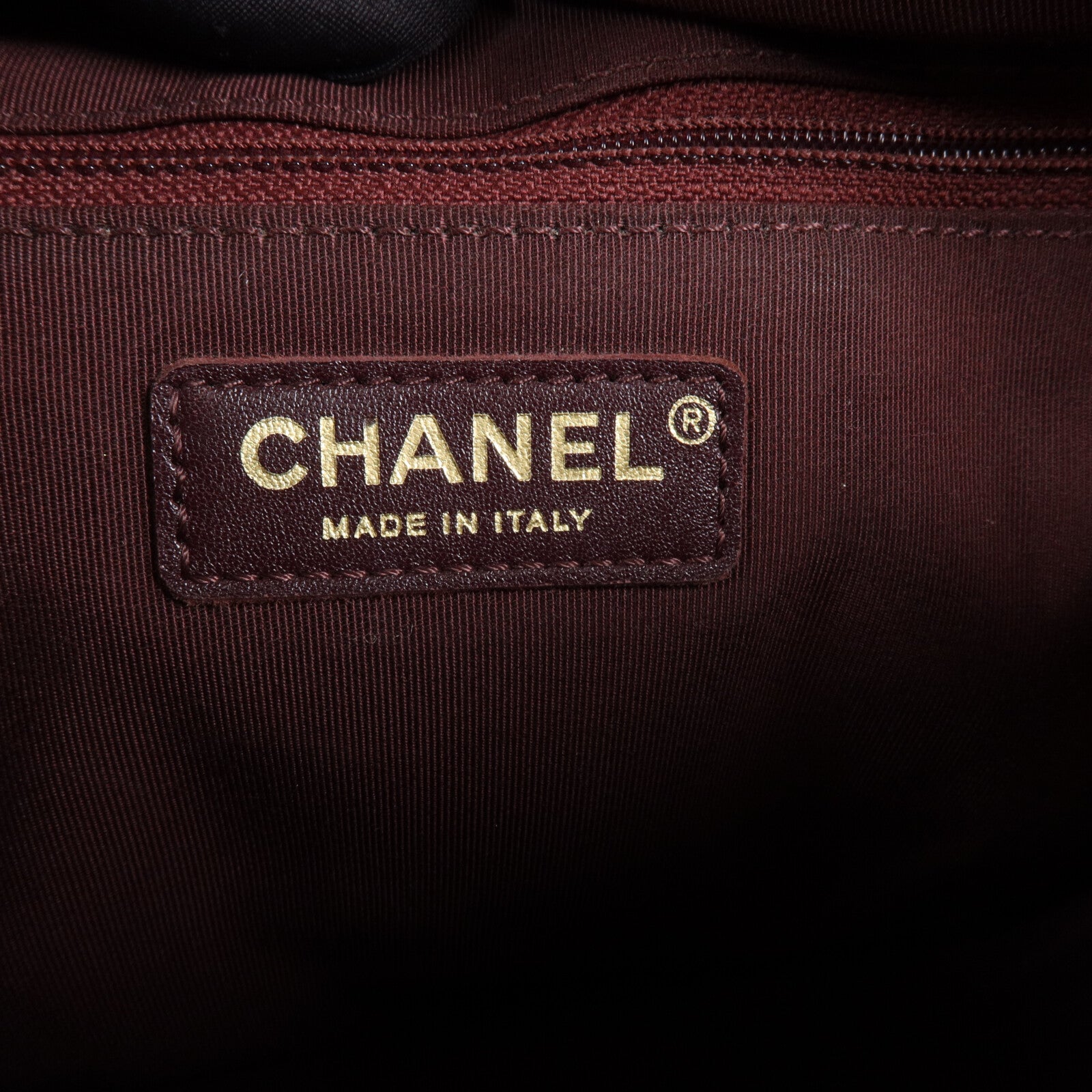 CHANEL 牛皮皮革ButtonUp Camera Bag鏈帶肩背袋