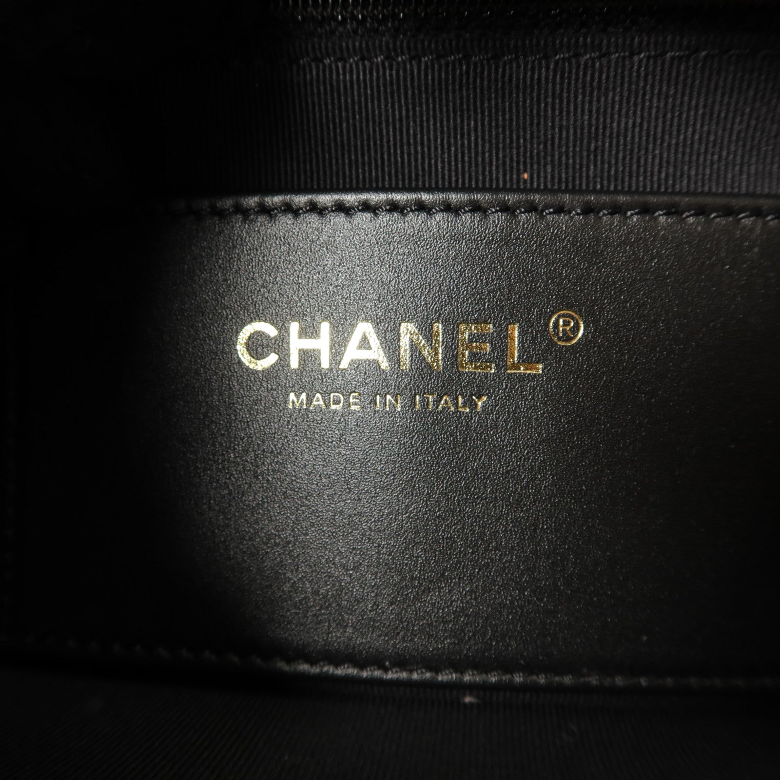 CHANEL 牛皮皮革24C Hobo Bag肩背袋