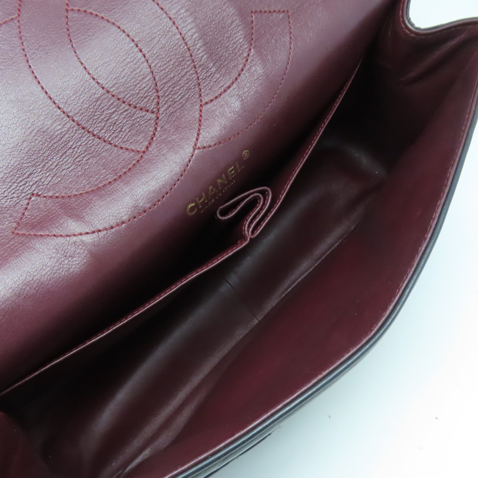 CHANEL 【激減優惠】菱格牛皮皮革Maxi 2.55金扣鏈帶肩背袋黑色