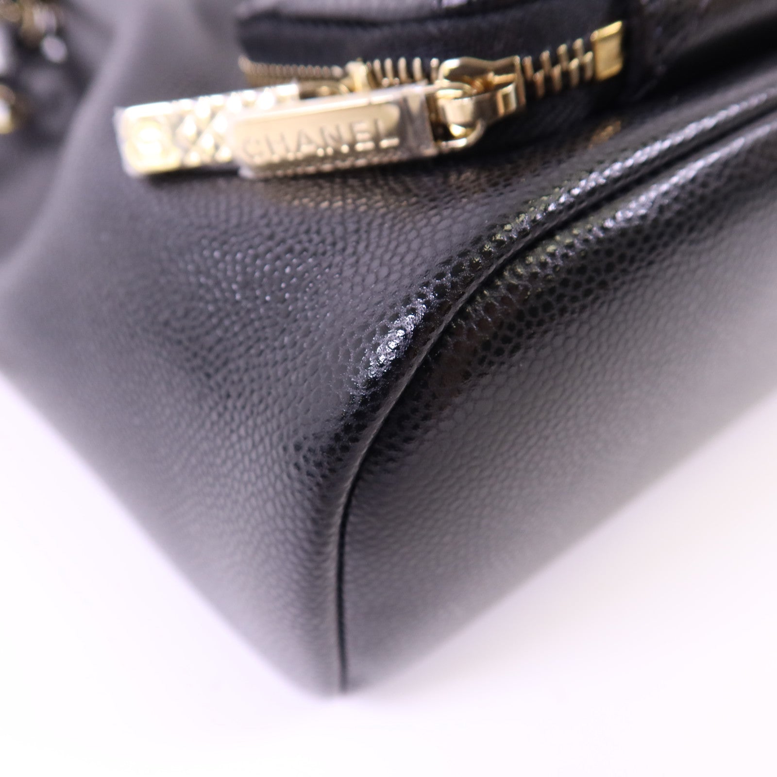 CHANEL 牛皮皮革Affinity Bucket Bag金扣鏈帶肩背袋