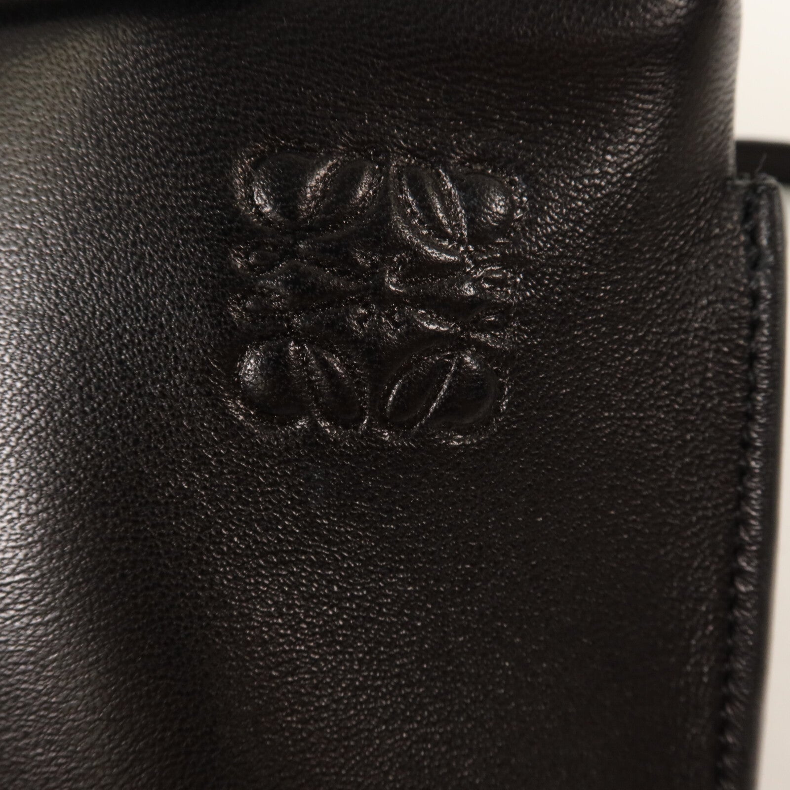 LOEWE 牛皮皮革Missy手挽肩背兩用袋