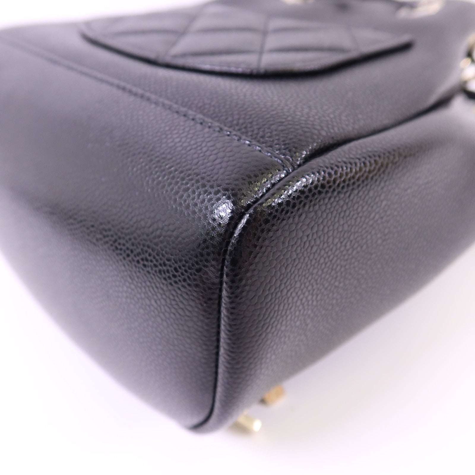 CHANEL 牛皮皮革Affinity Bucket Bag金扣鏈帶肩背袋