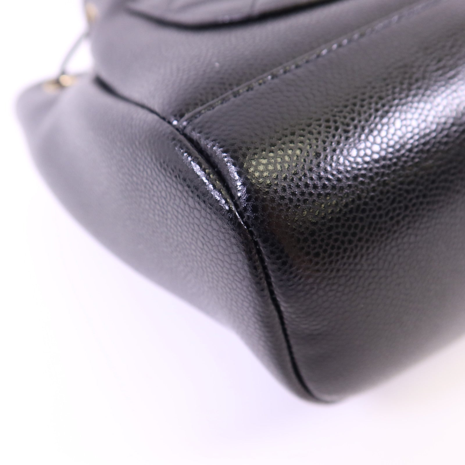 CHANEL 牛皮皮革Affinity Bucket Bag金扣鏈帶肩背袋
