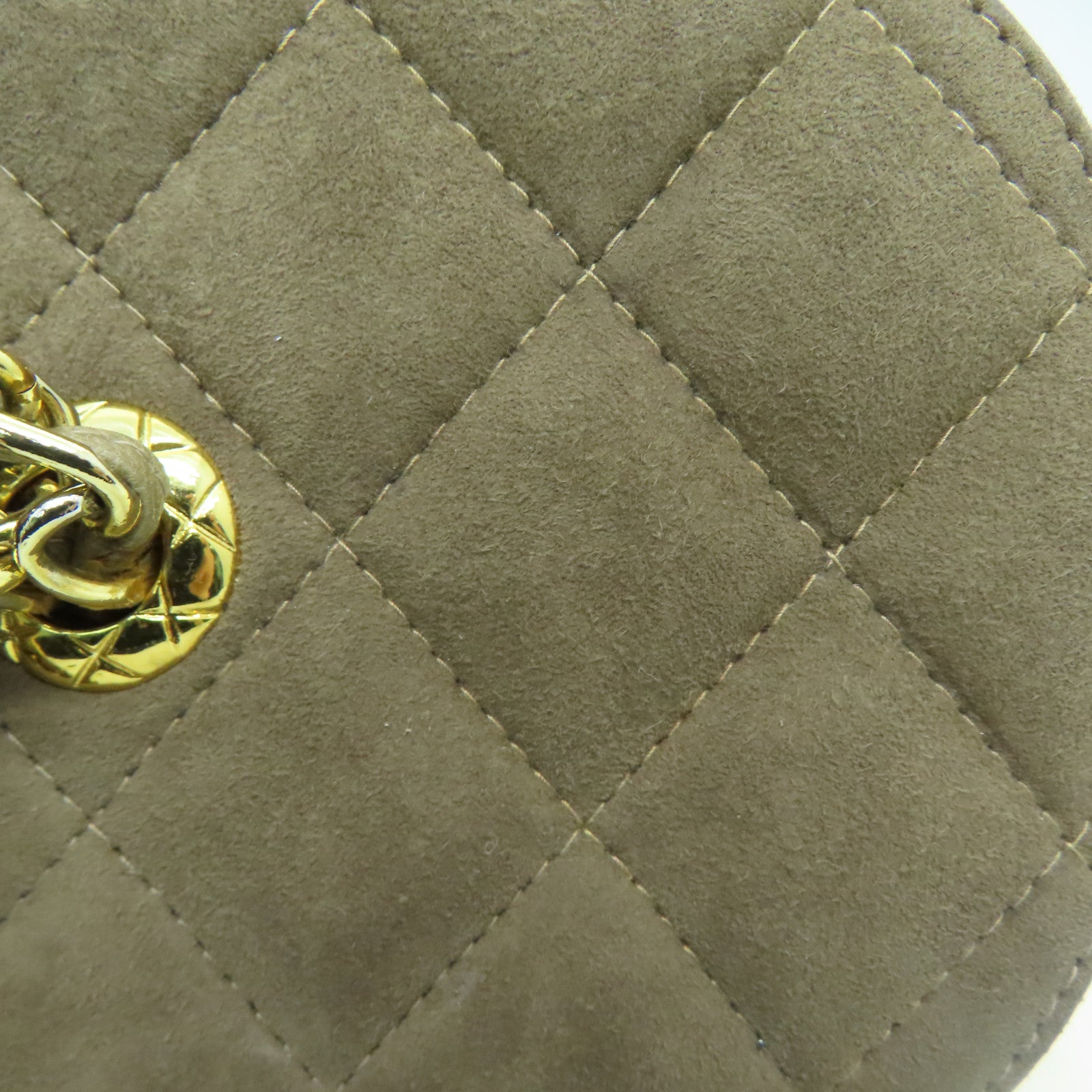 CHANEL 【清倉大減價】菱格麂皮皮革Chain Shoulder金扣肩背袋灰色
