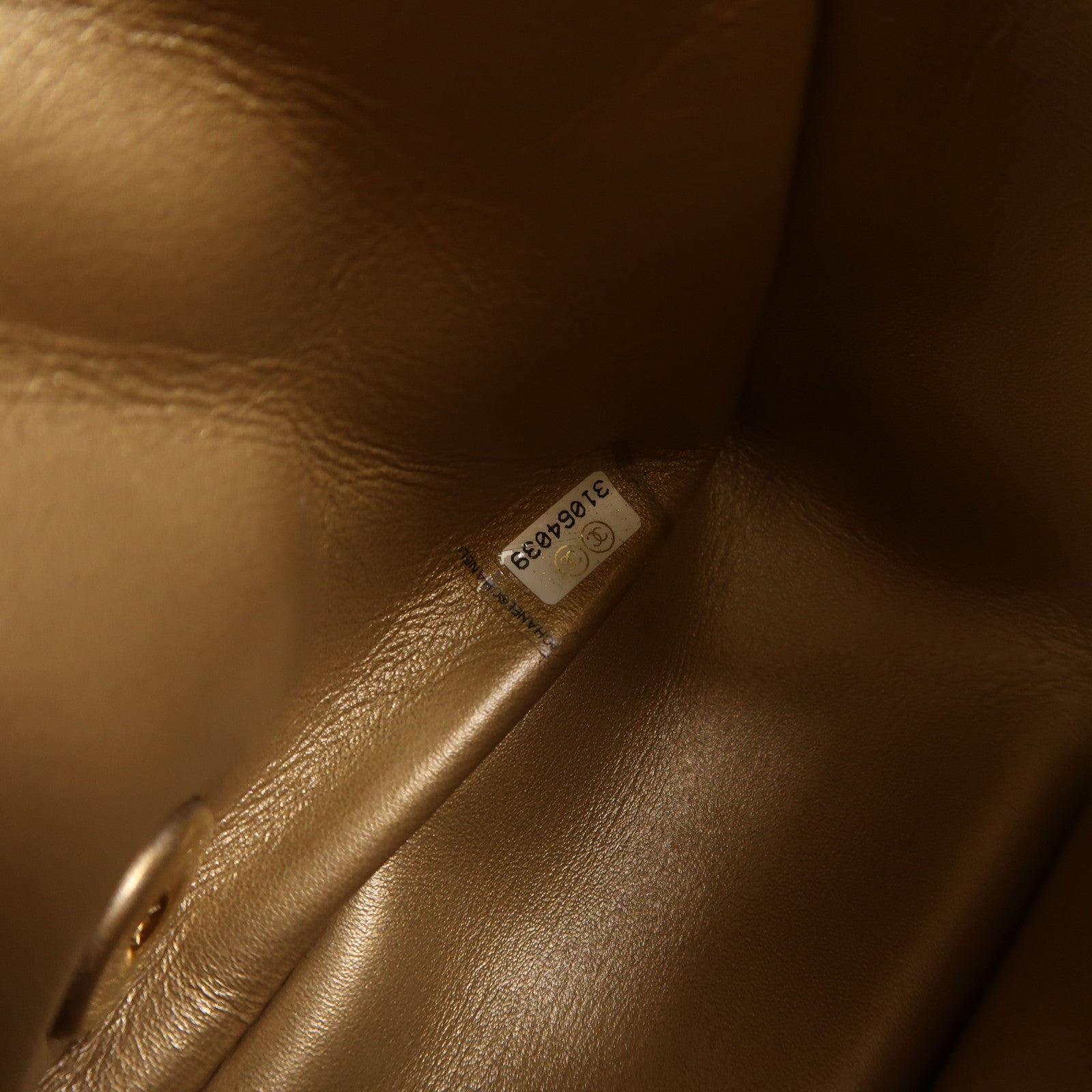 CHANEL 羊皮皮革Mini Classic 17金扣鏈帶肩背袋