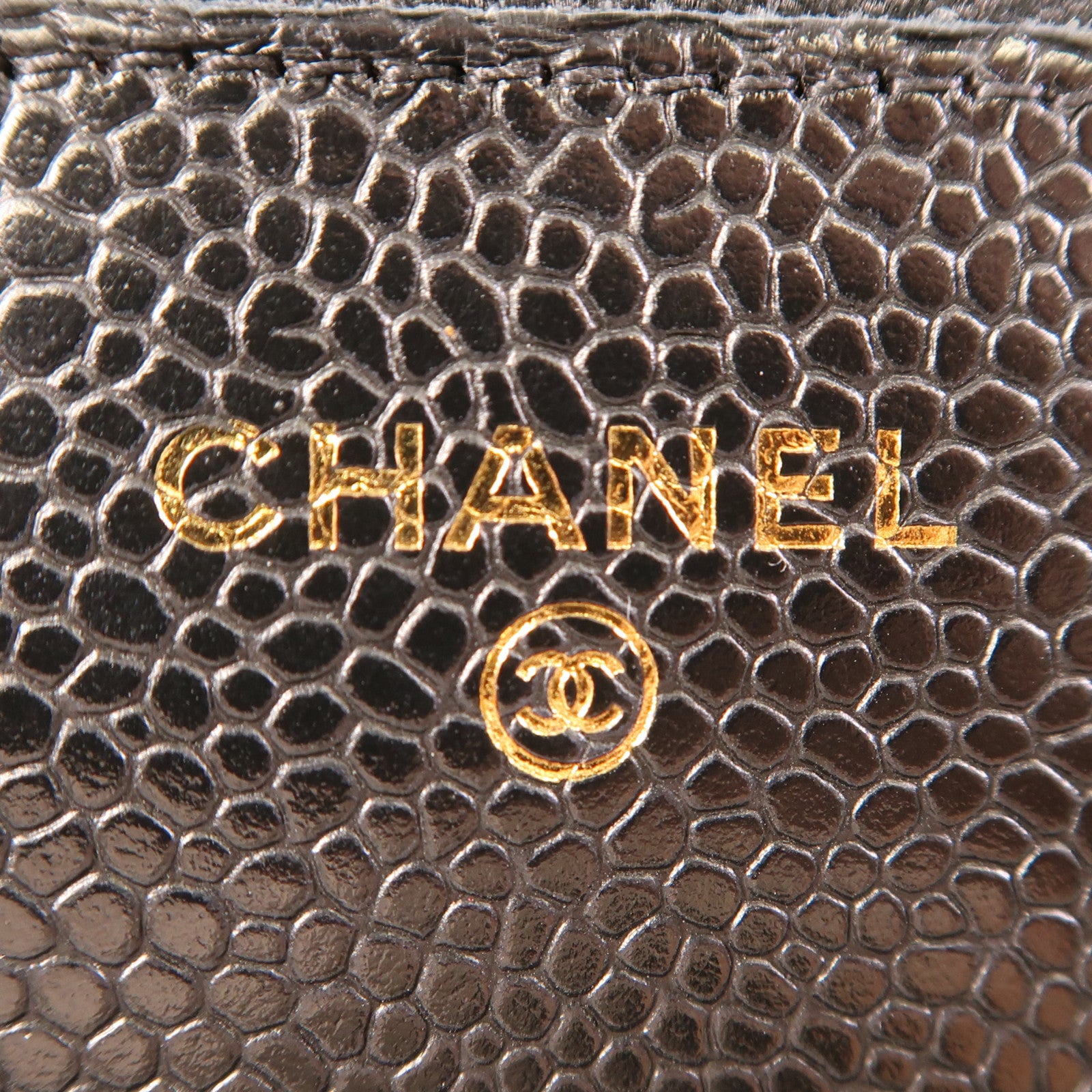 CHANEL 牛皮皮革WOC Wallet On Chain金扣鏈帶肩背袋