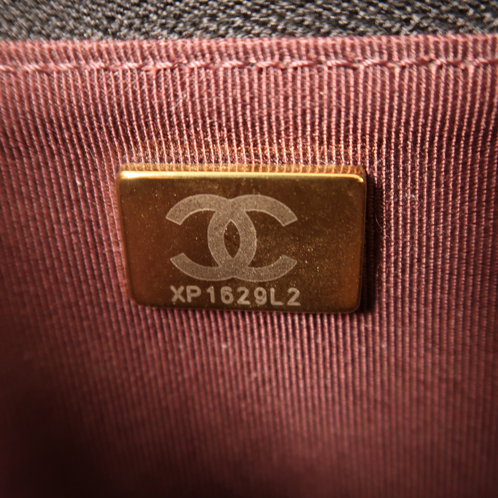 CHANEL 牛皮皮革WOC Wallet On Chain金扣鏈帶肩背袋