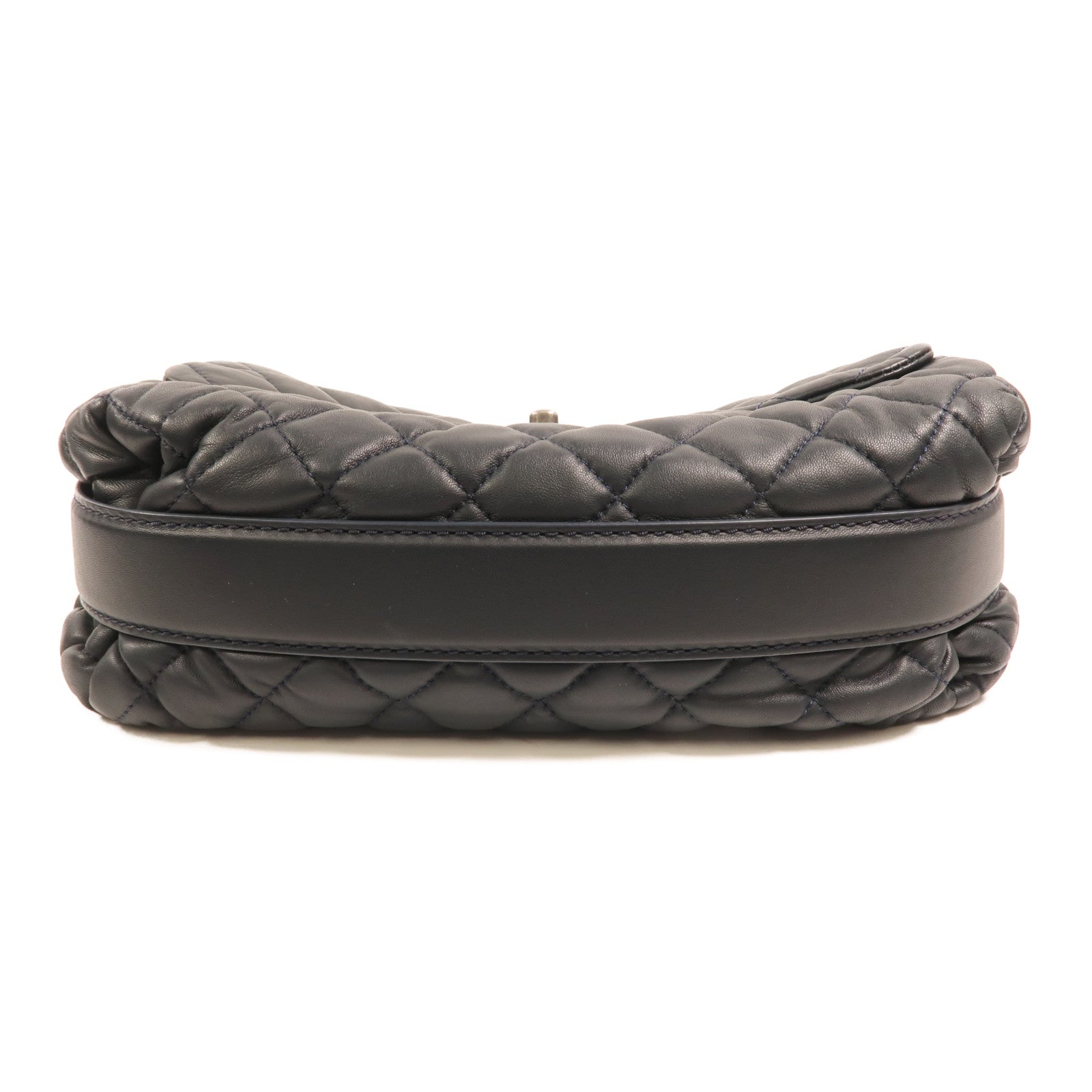 CHANEL 羊皮皮革Shoulder Bag銀扣鏈帶肩背袋