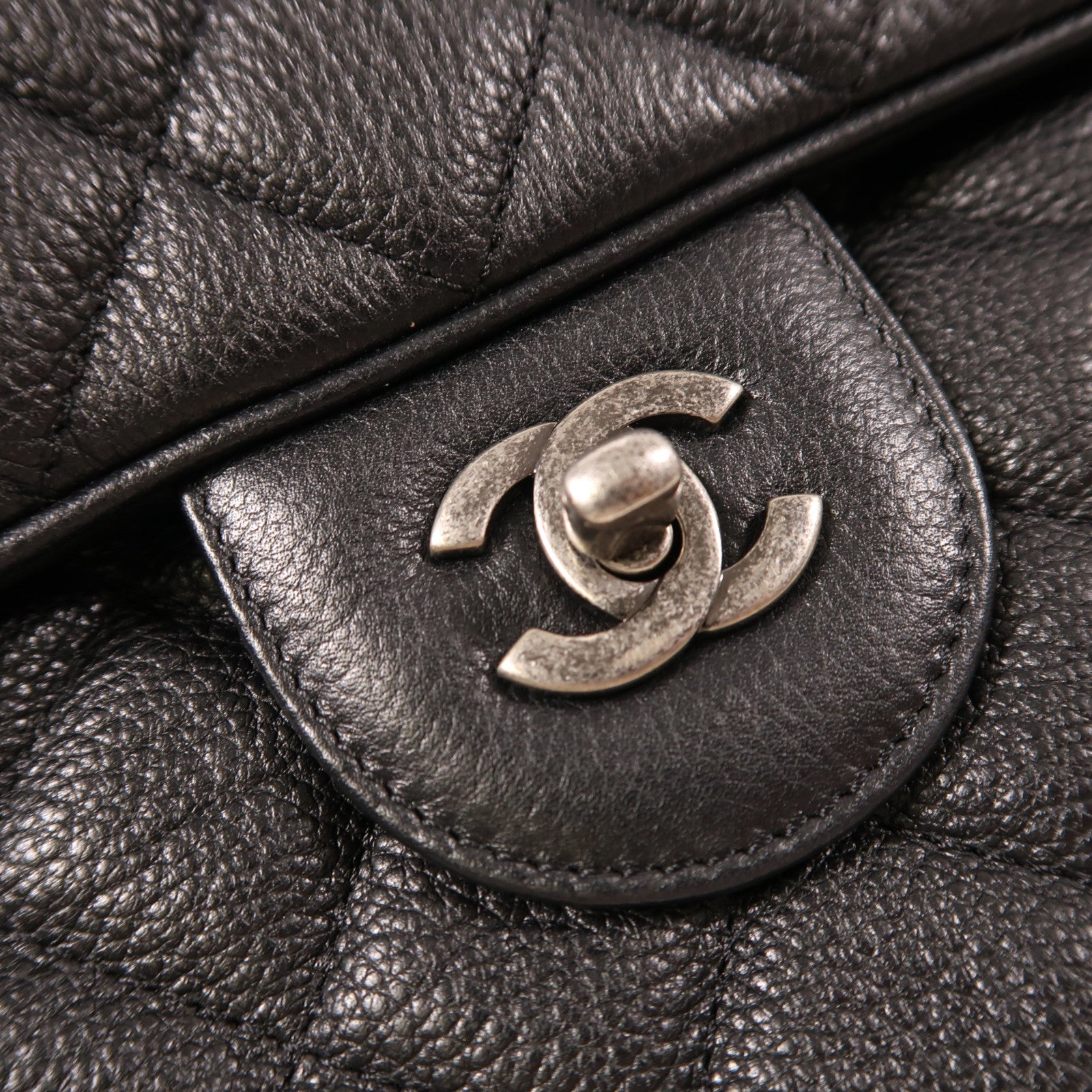 CHANEL 牛皮皮革Chain Shoulder銀扣肩背袋