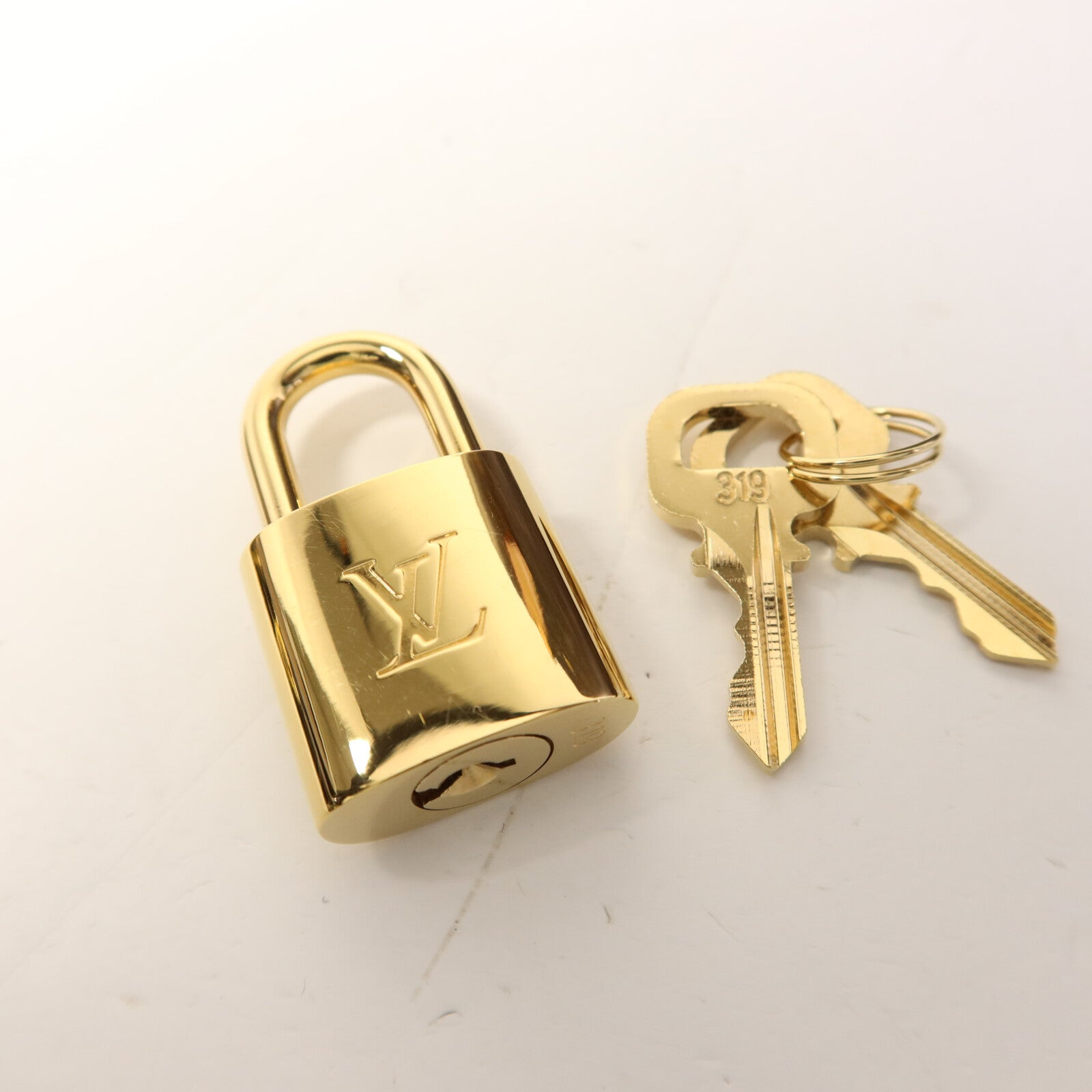 LOUIS VUITTON Monogram Montaigne BB金扣手挽肩背兩用袋棕色