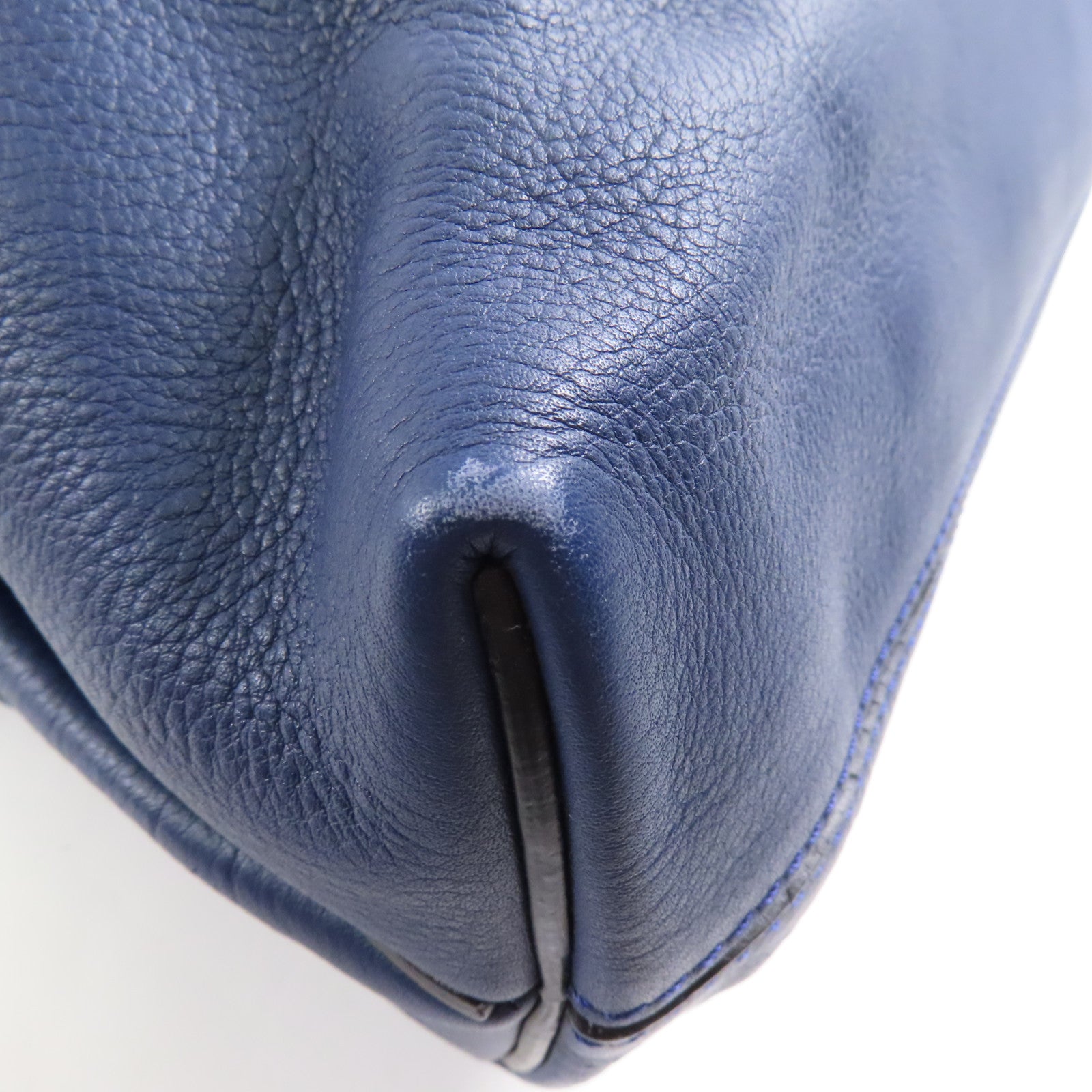 LOEWE 牛皮皮革Flamenco Knot Hobo銀扣肩背袋