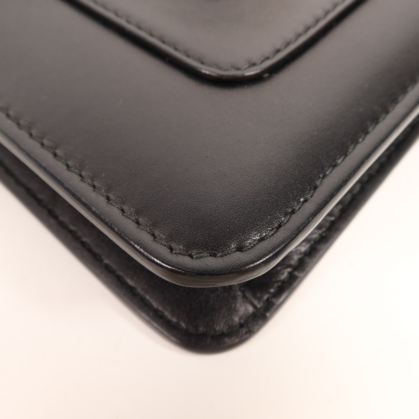 BVLGARI 牛皮皮革Chain Shoulder金扣鏈帶肩背袋