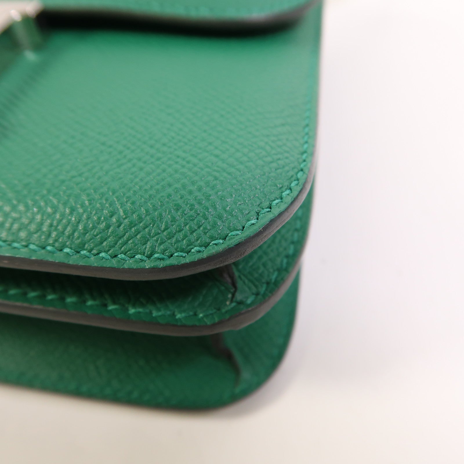 HERMES Epsom皮革Constance Mini銀扣肩背袋Vert Vertigo