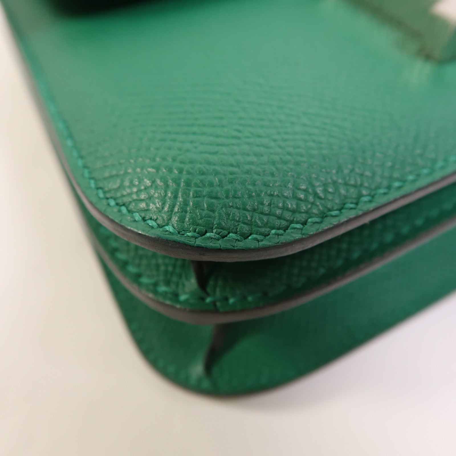 HERMES Epsom皮革Constance Mini銀扣肩背袋Vert Vertigo