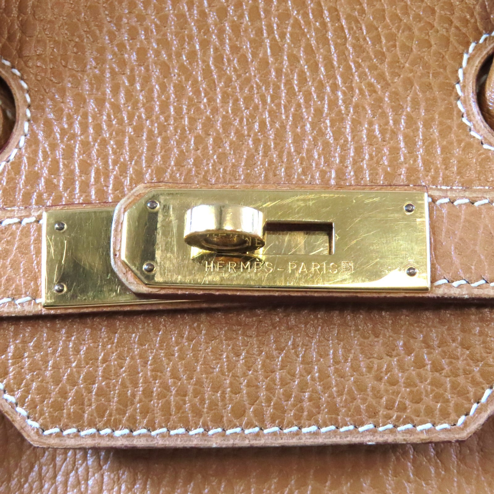 HERMES Ardennes皮革Haut a Courroies 32金扣手挽袋Caramel/啡色
