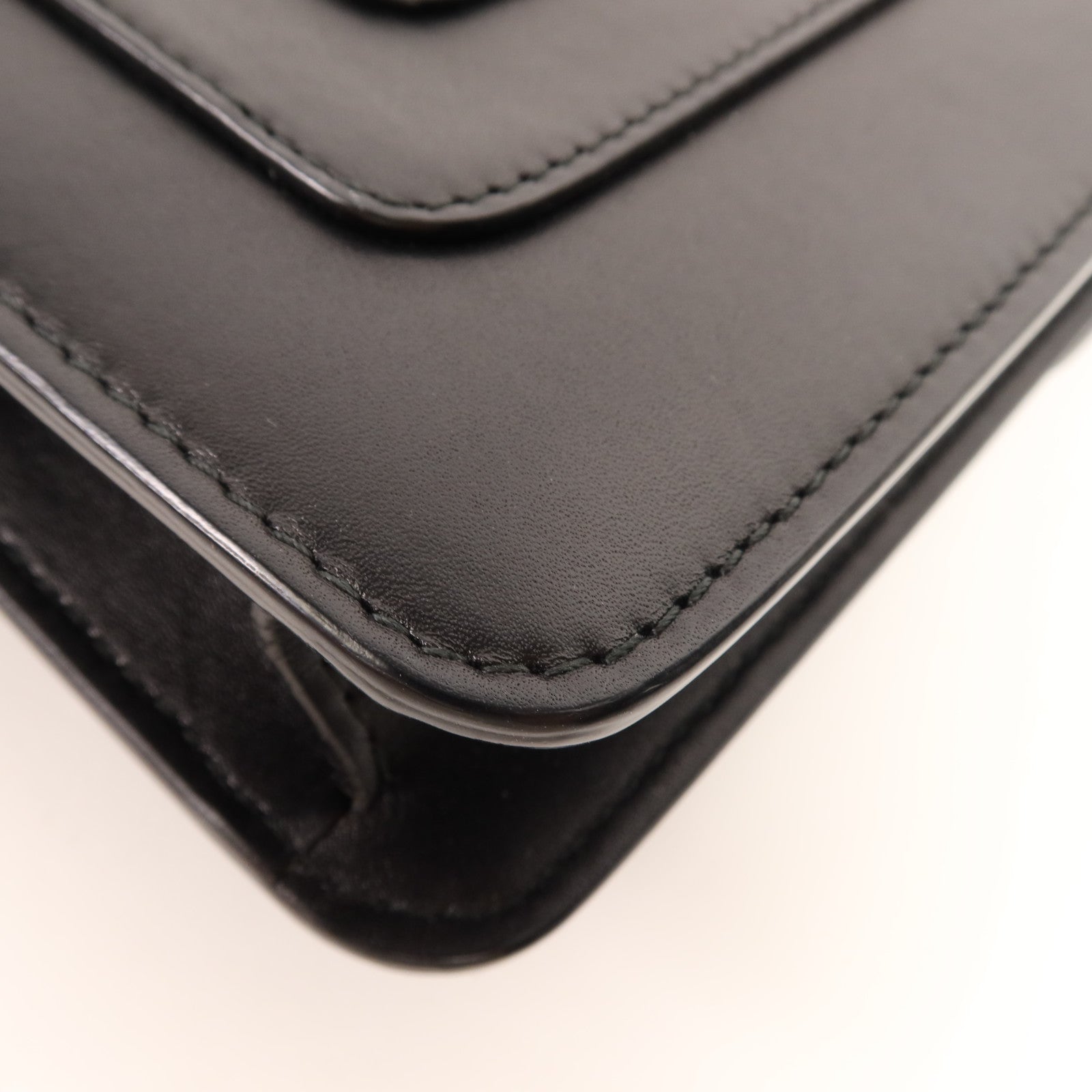 BVLGARI 牛皮皮革Chain Shoulder金扣鏈帶肩背袋