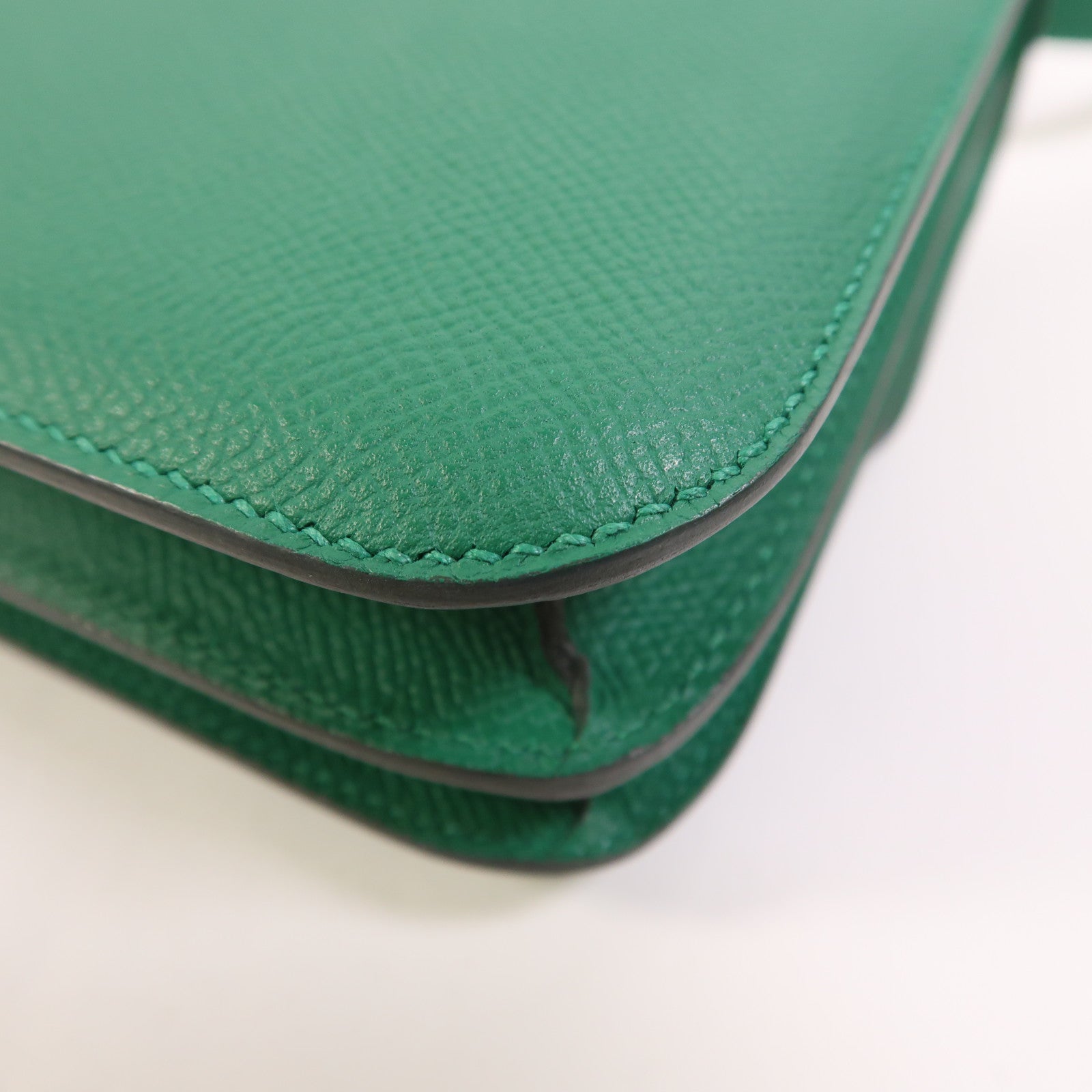 HERMES Epsom皮革Constance Mini銀扣肩背袋Vert Vertigo