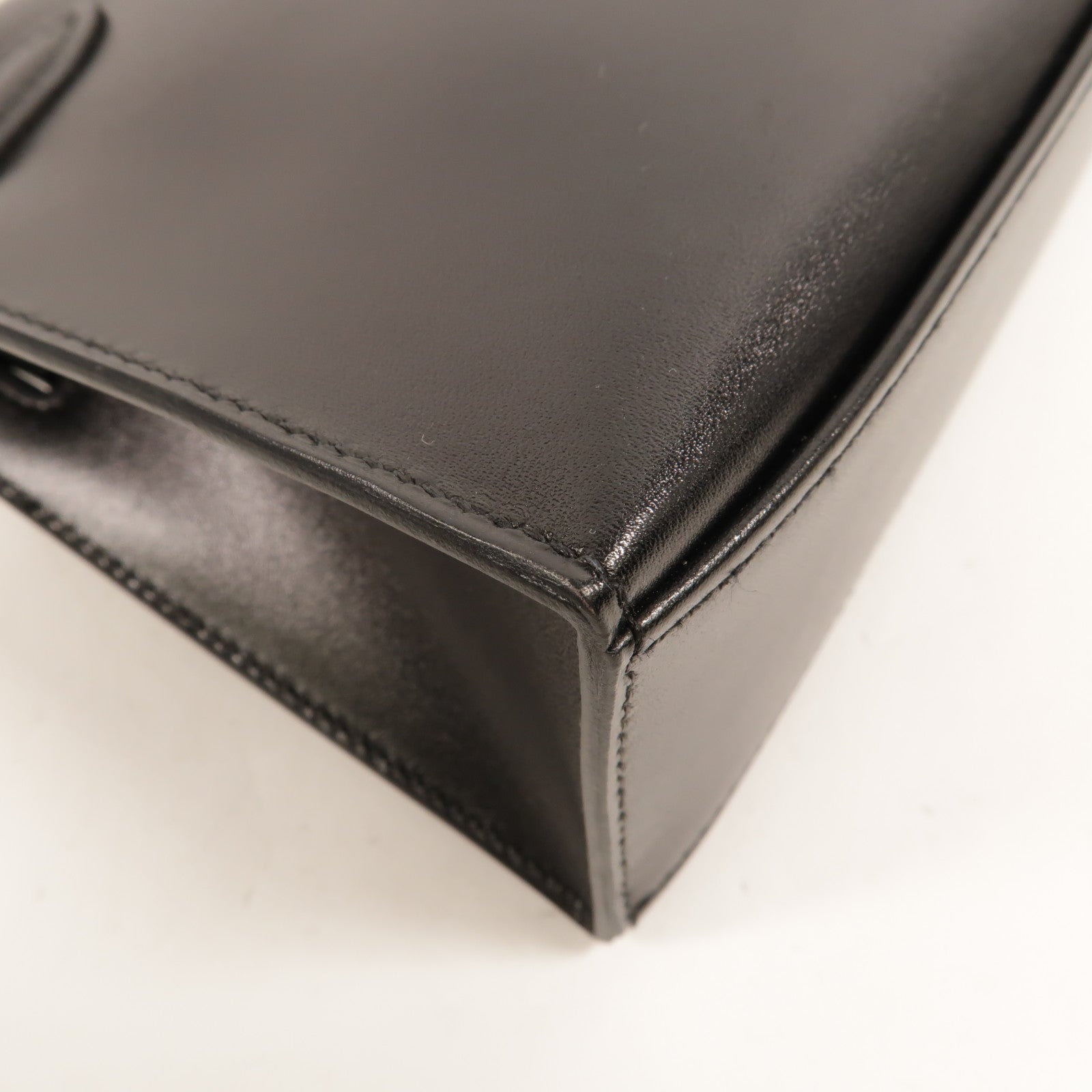 HERMES Box Calf皮革Kelly Pochette手挽袋Noir