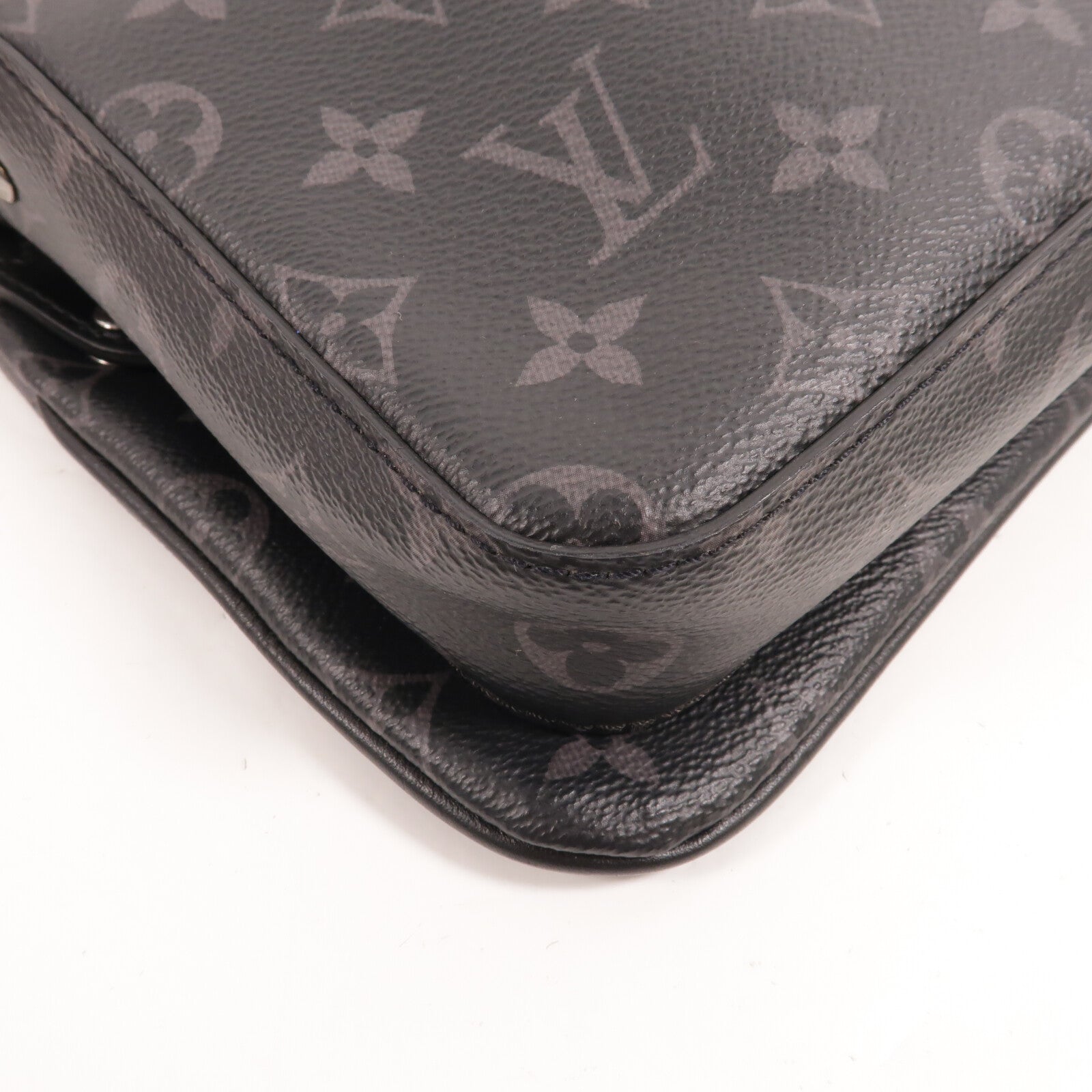 LOUIS VUITTON Monogram Eclipse Reverse Trio Messenger肩背袋