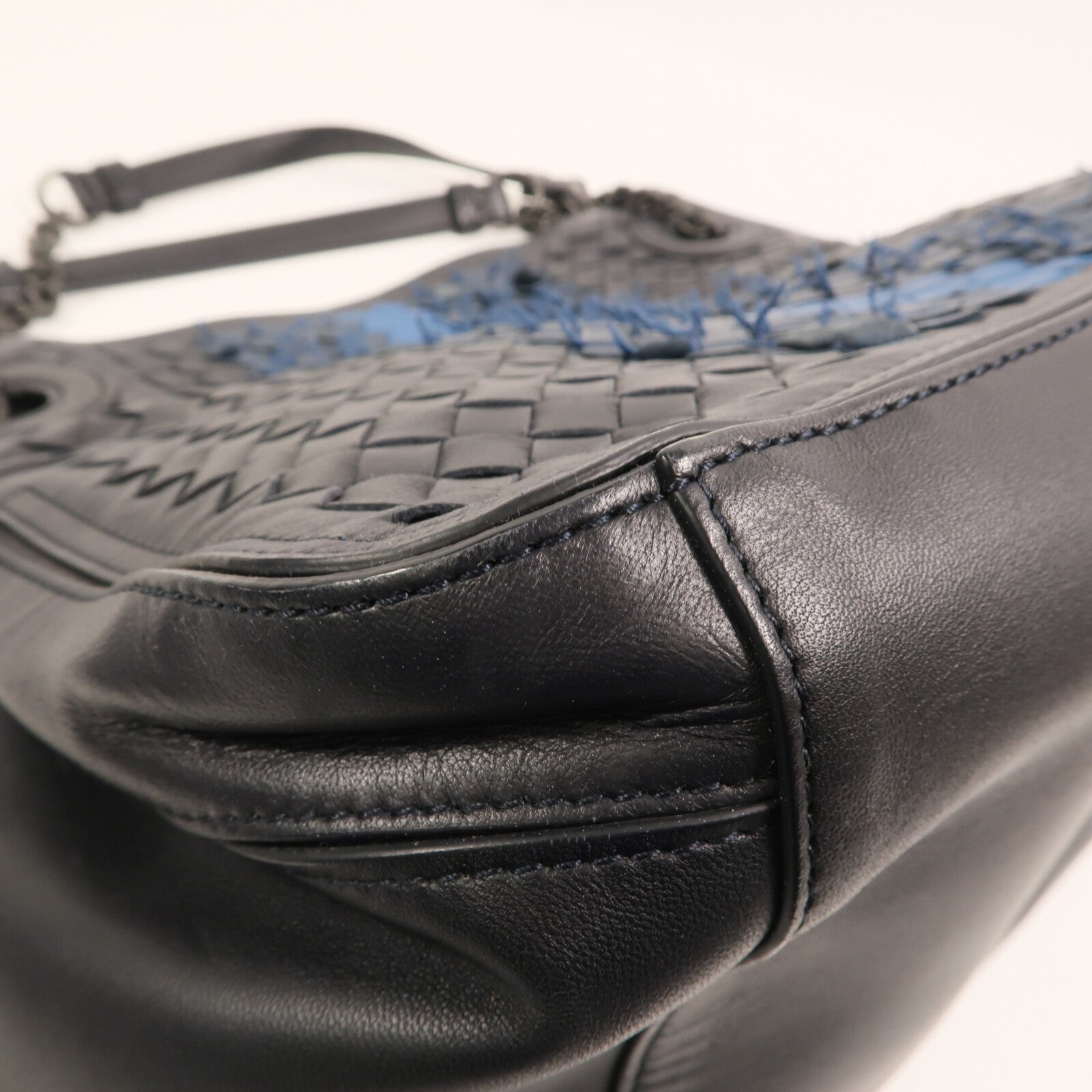 BOTTEGA VENETA 【激減優惠】牛皮皮革Shoulder Bag銀扣肩背袋