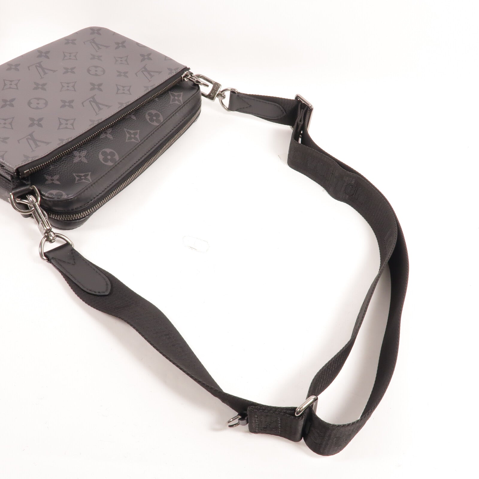 LOUIS VUITTON Monogram Eclipse Reverse Trio Messenger肩背袋