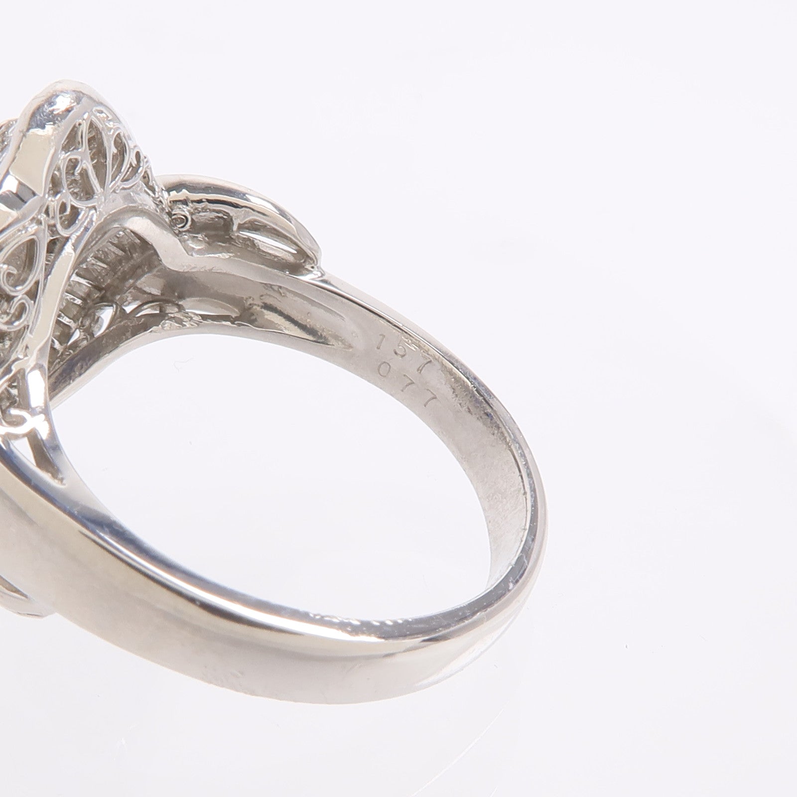 JEWELRY PT900鉑金Sapphire Diamond Ring藍寶石/鑽石戒指