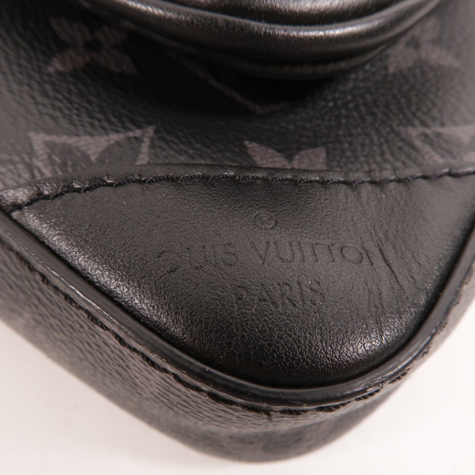 LOUIS VUITTON Monogram Eclipse Reverse Trio Messenger肩背袋