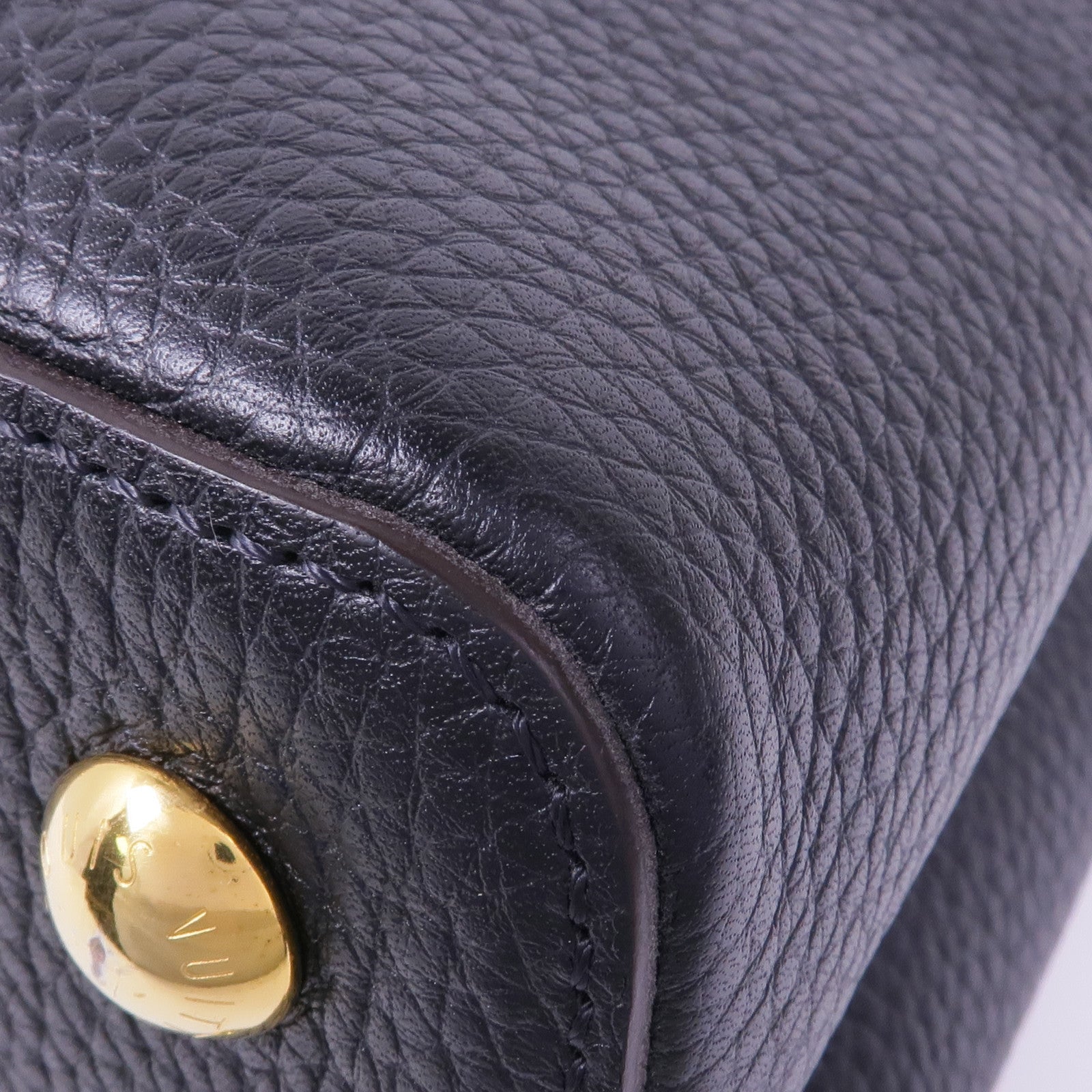 LOUIS VUITTON Taurillon Capucines MM金扣手挽肩背兩用袋