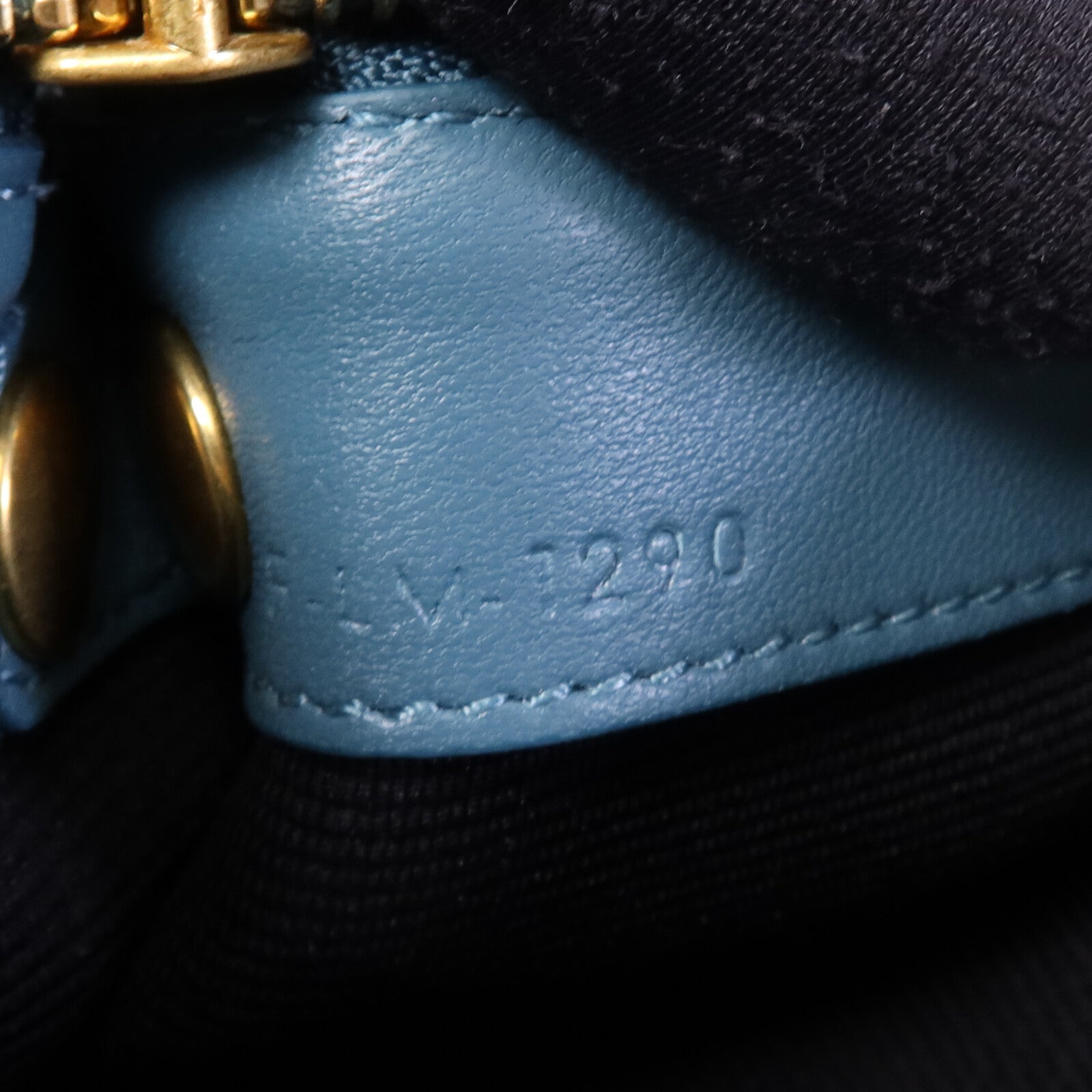 CELINE 牛皮皮革Trio Small金扣肩背袋