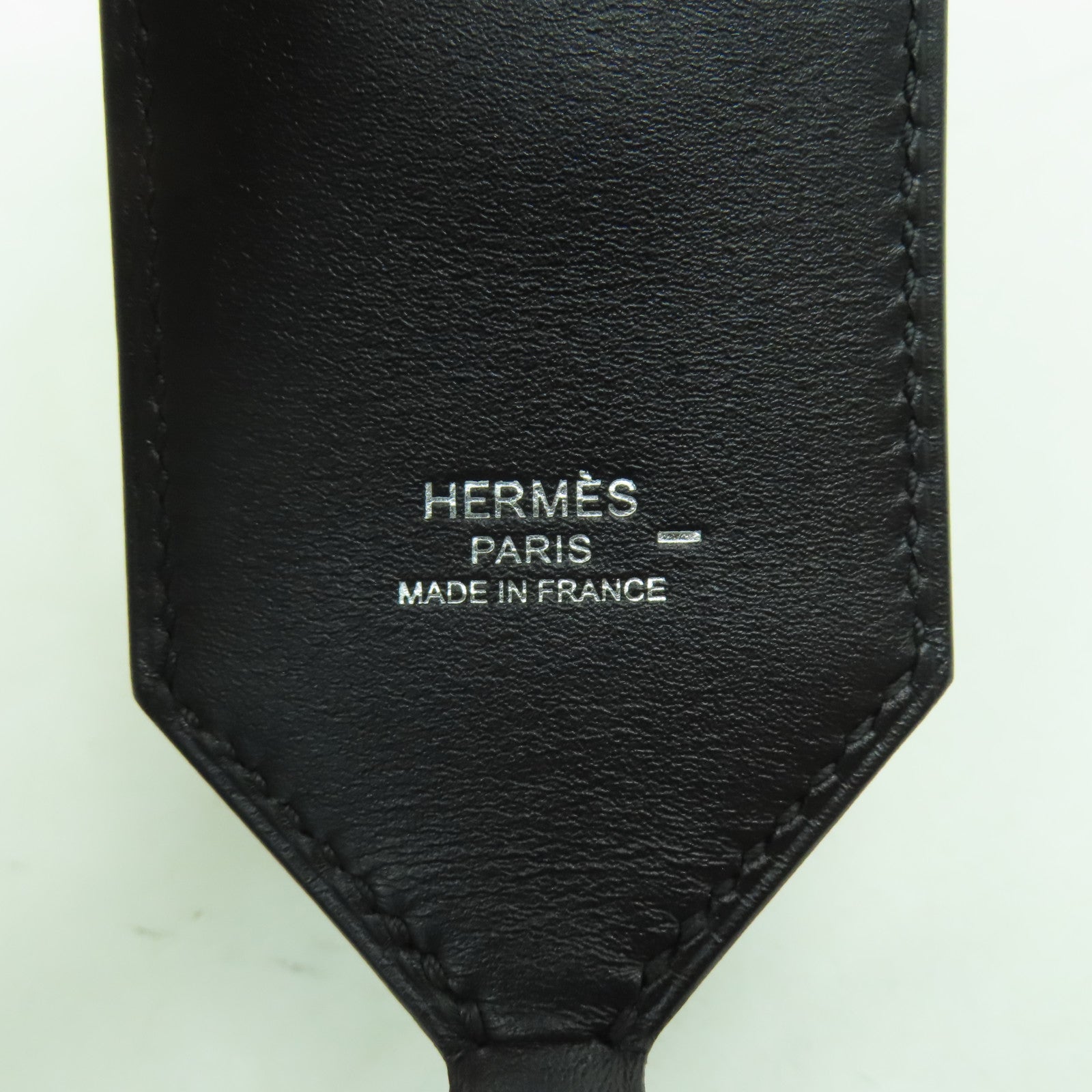 HERMES 【清倉大減價】牛皮皮革Space Malice Bag銀扣肩背袋黑色/多色