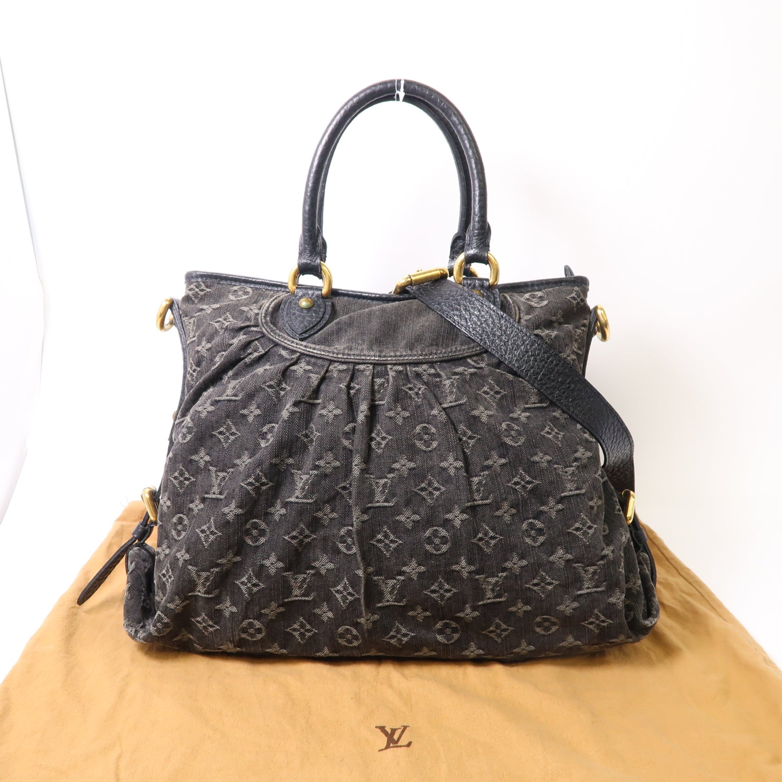 LOUIS VUITTON Monogram Denim Neo Cabby MM金扣肩背袋黑色