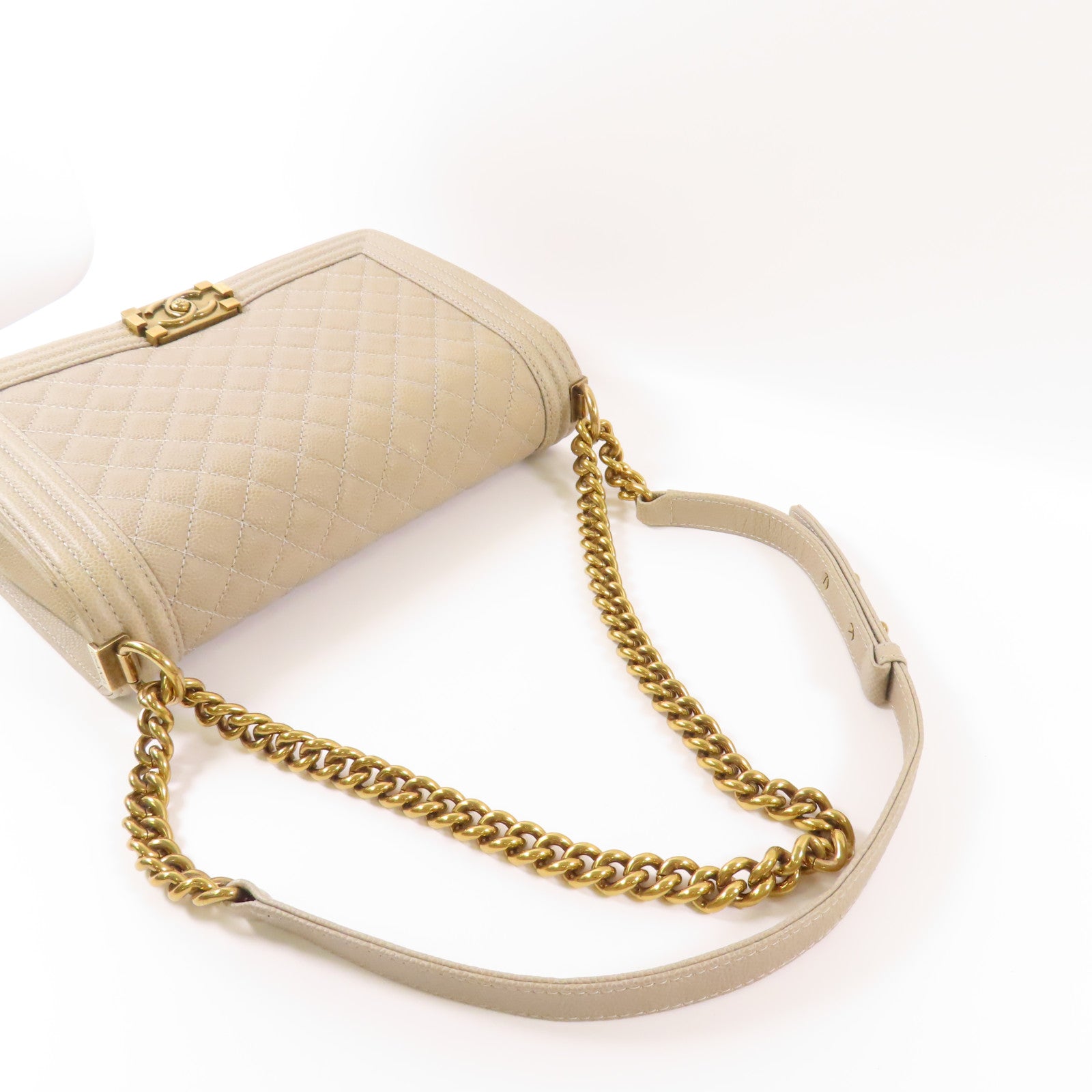 CHANEL 牛皮皮革Boy Chanel 28cm金扣鏈帶肩背袋