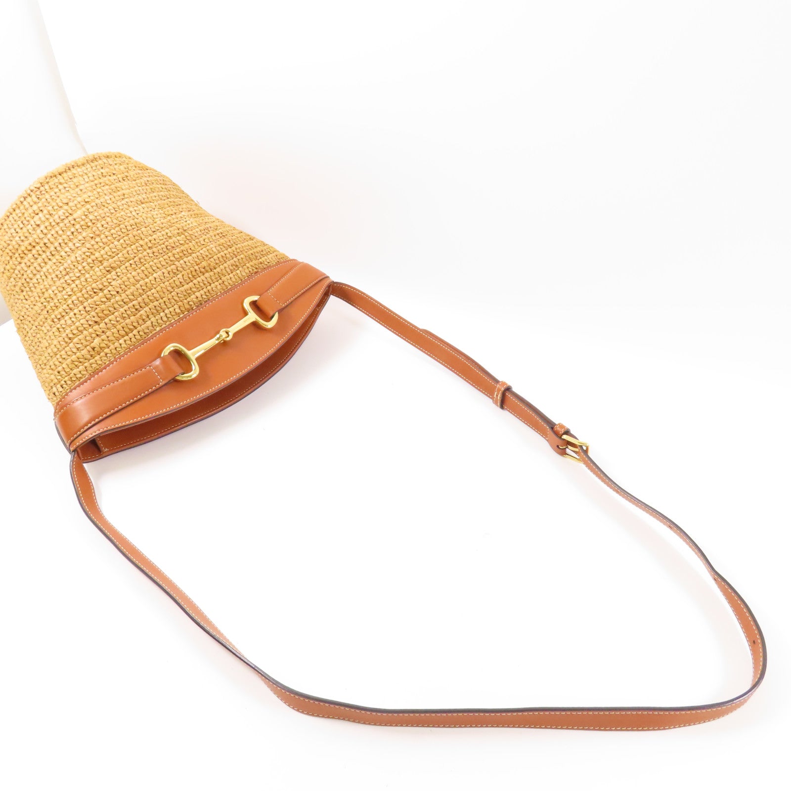CELINE 酒椰Crecy Bucket Bag金扣肩背袋
