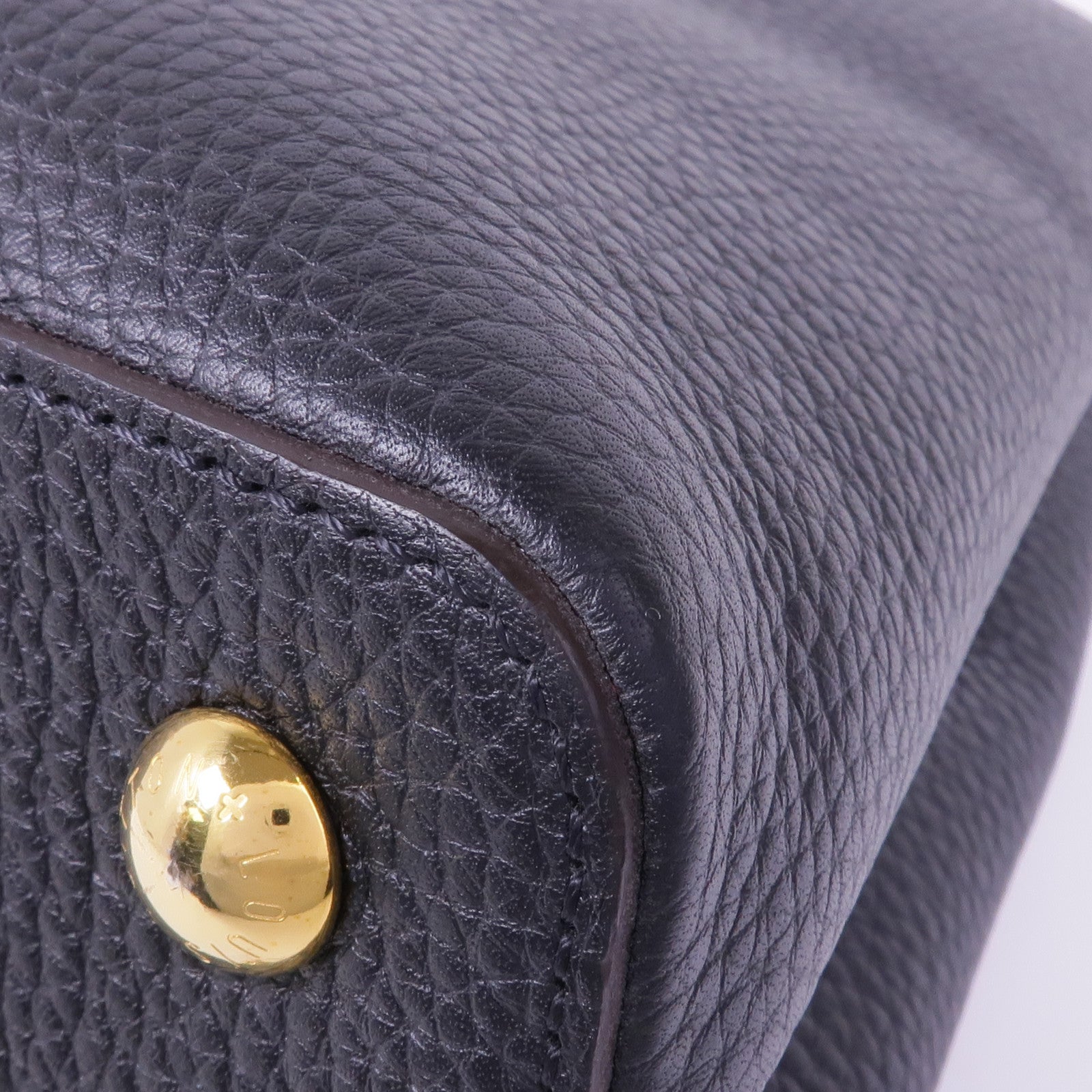 LOUIS VUITTON Taurillon Capucines MM金扣手挽肩背兩用袋