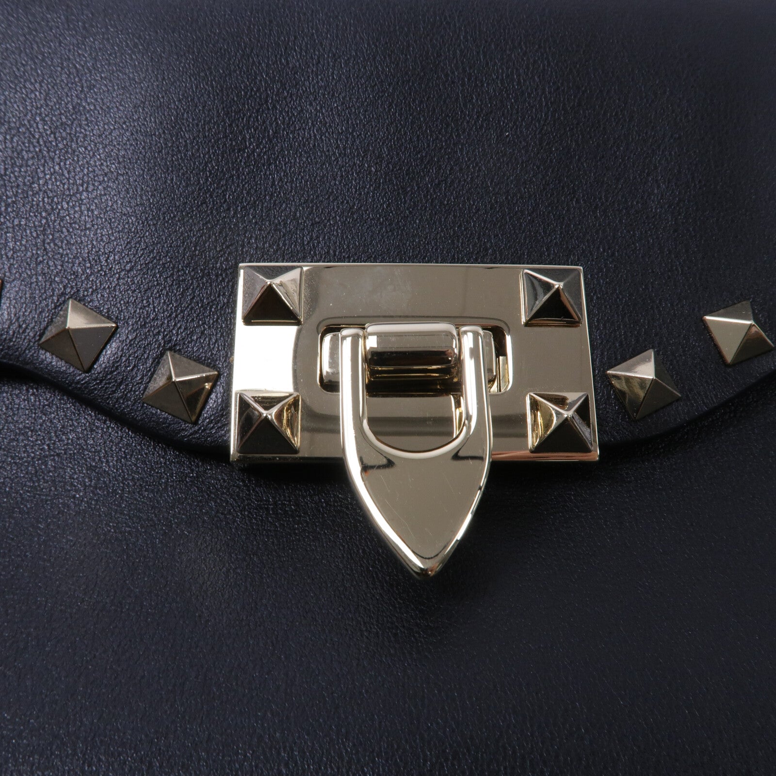 Valentino 牛皮皮革Rockstud Corssbody肩背袋