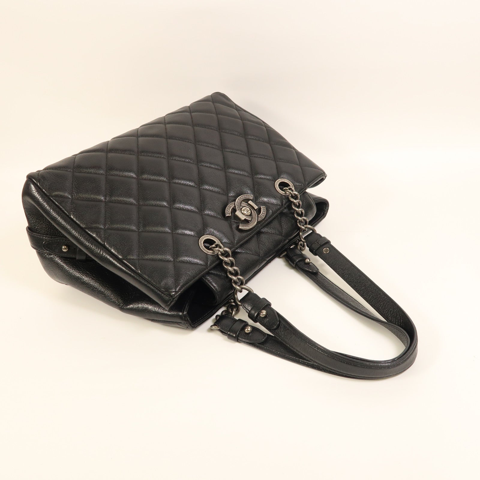 CHANEL 牛皮皮革Tote Bag銀扣肩背袋