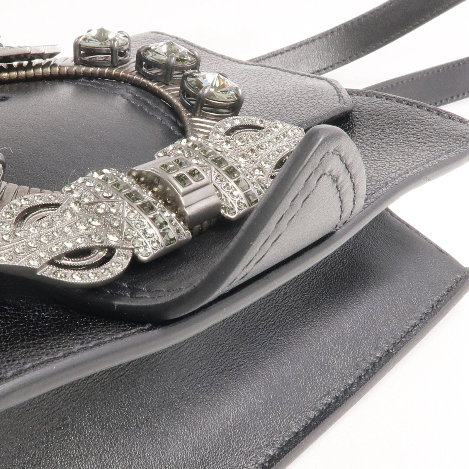 Miu Miu 山羊皮皮革Shoulder Bag銀扣肩背袋