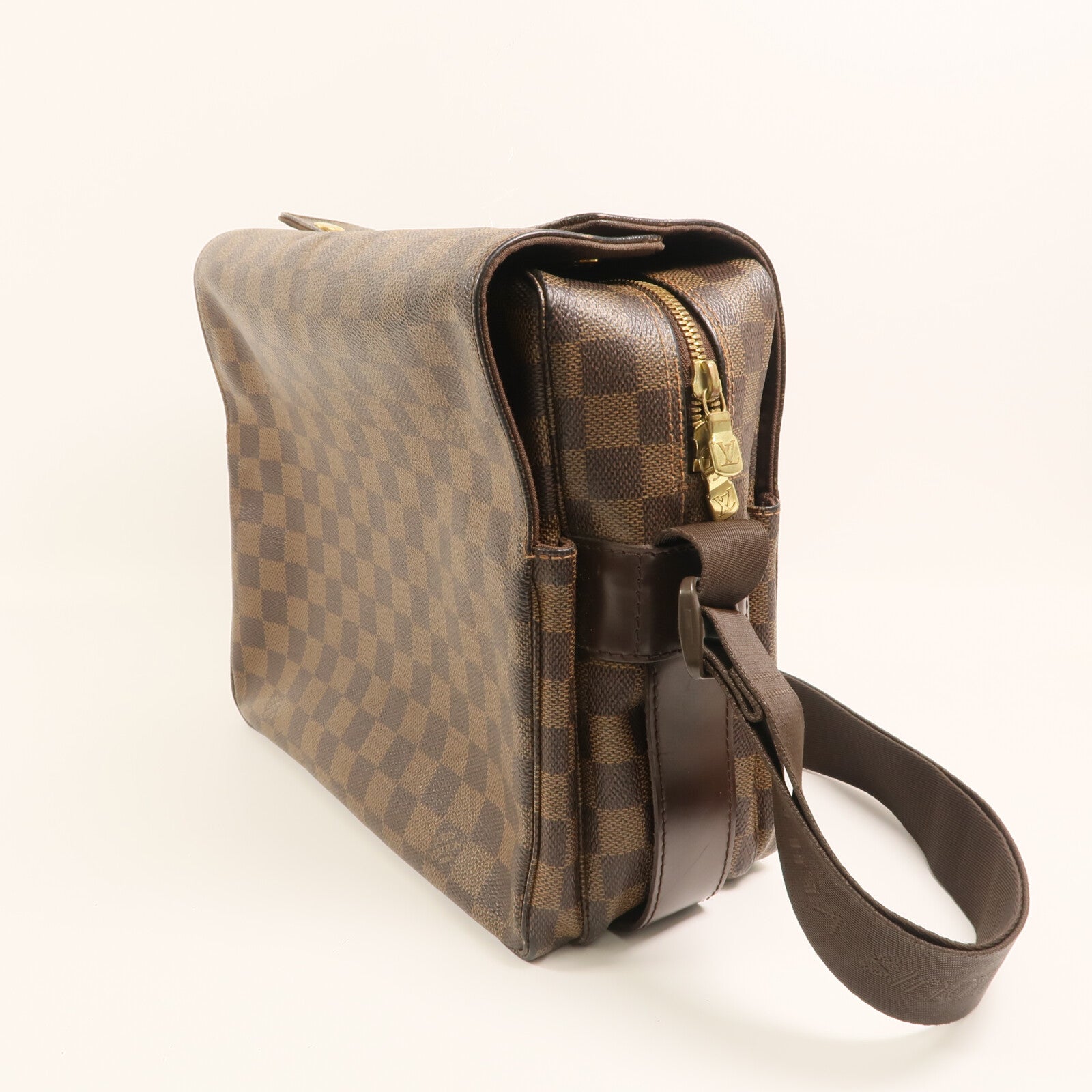 LOUIS VUITTON 【激減優惠】Damier Naviglio金扣肩背袋
