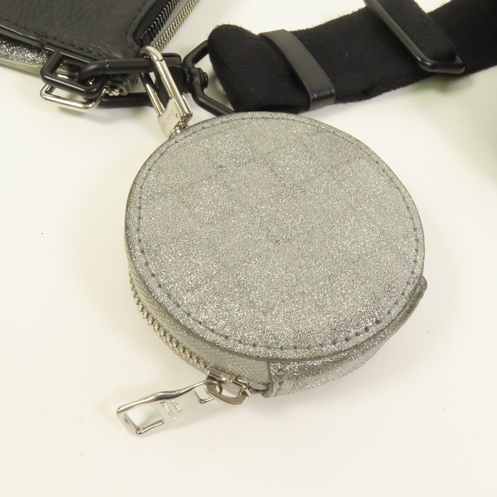LOUIS VUITTON Damier Trio pouch肩背袋