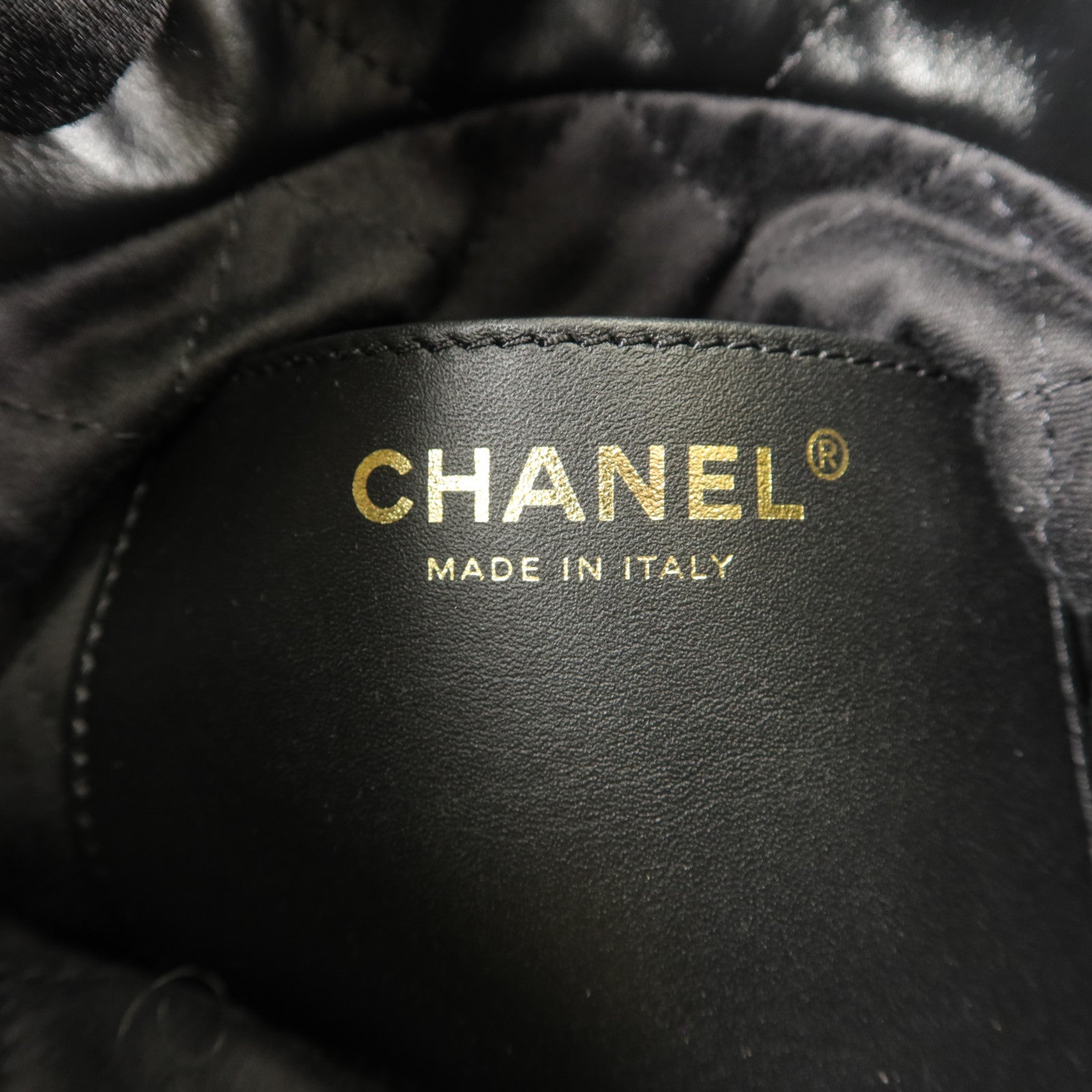 CHANEL 牛皮皮革Chanel 22 Mini手挽肩背兩用袋