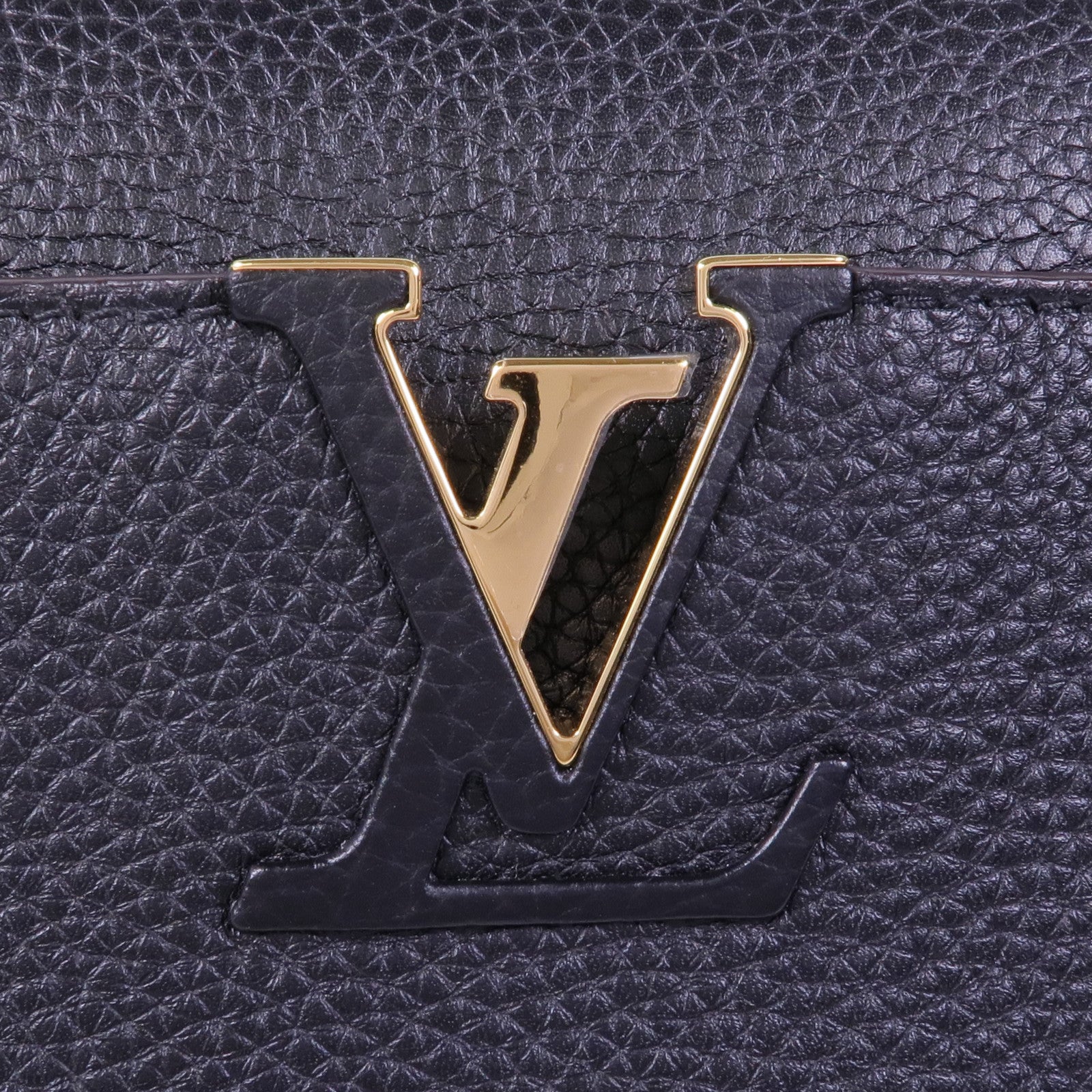 LOUIS VUITTON Taurillon Capucines MM金扣手挽肩背兩用袋