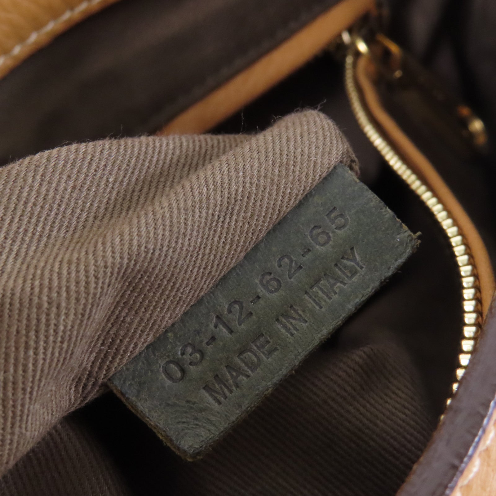 Chloe 牛皮皮革Shoulder Bag金扣肩背袋