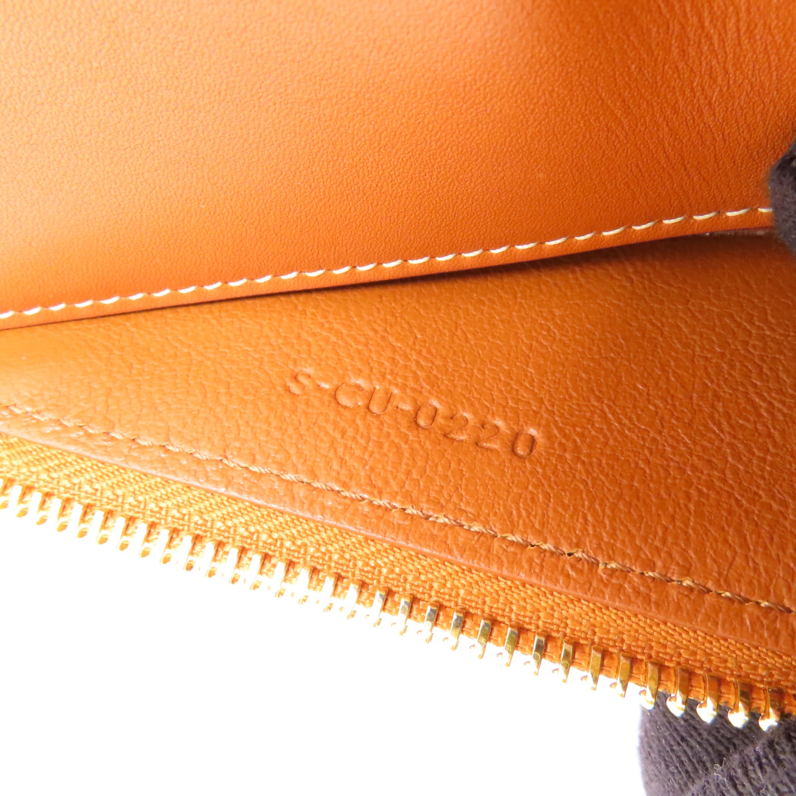CELINE 酒椰Crecy Bucket Bag金扣肩背袋