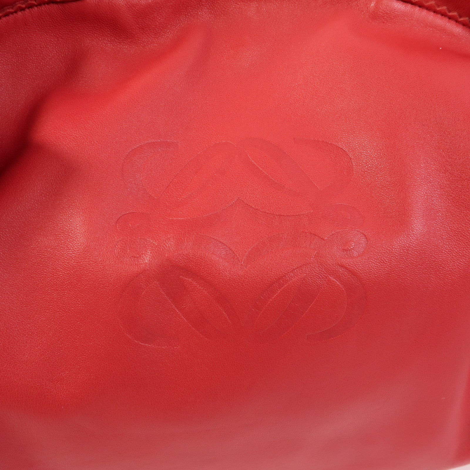 LOEWE 羊皮皮革Mistral肩背袋