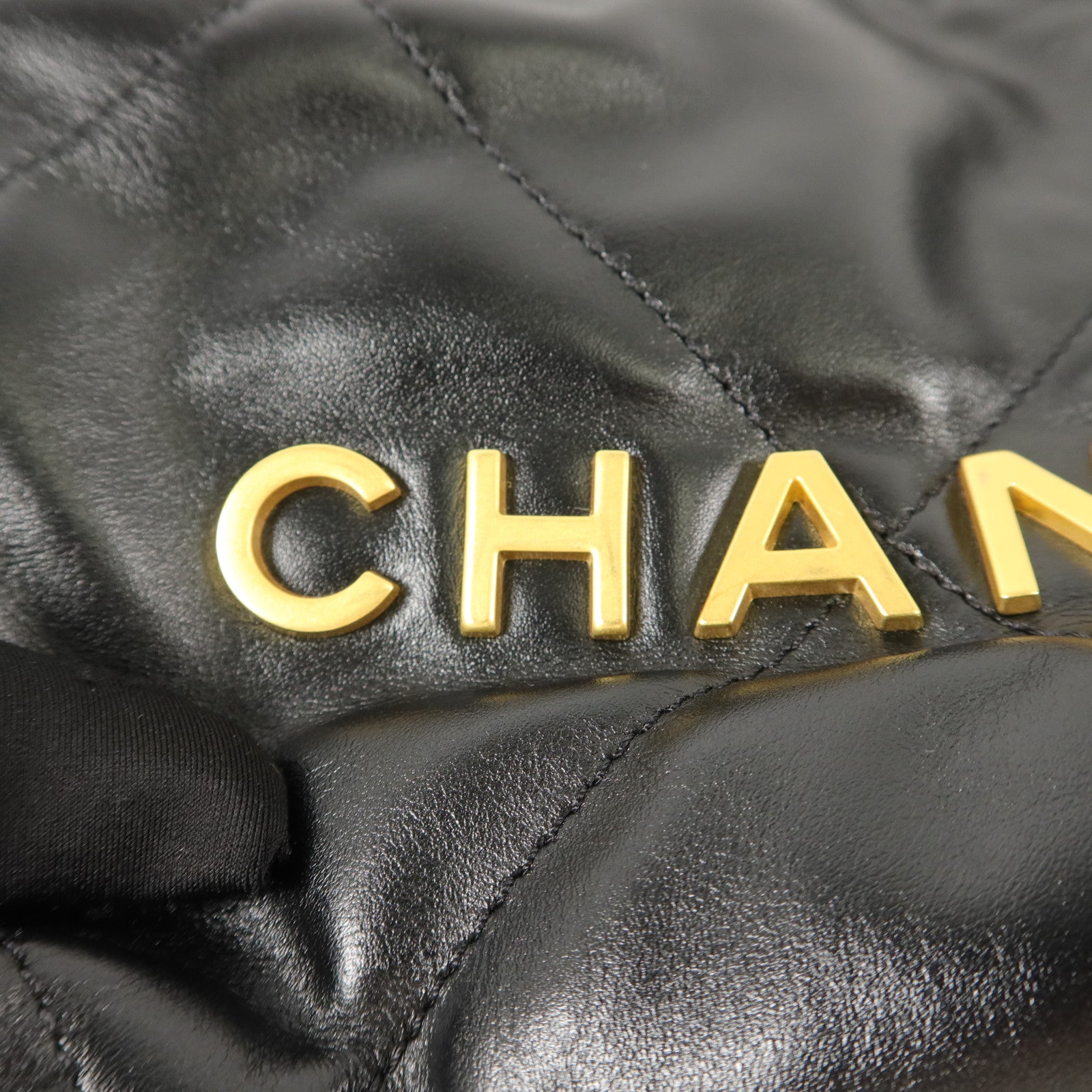 CHANEL 牛皮皮革Chanel 22 Mini手挽肩背兩用袋