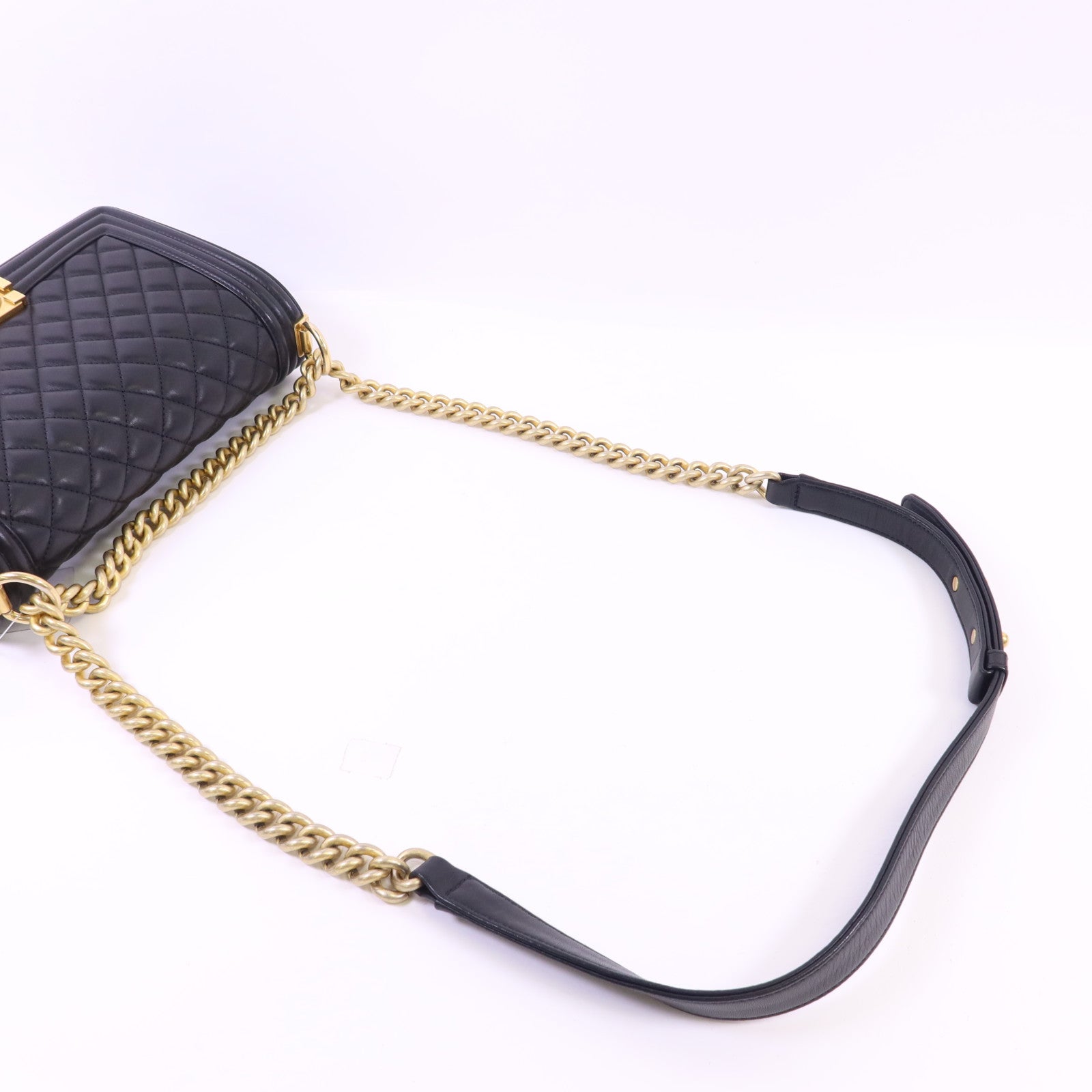 CHANEL 羊皮皮革Boy 25金扣鏈帶肩背袋
