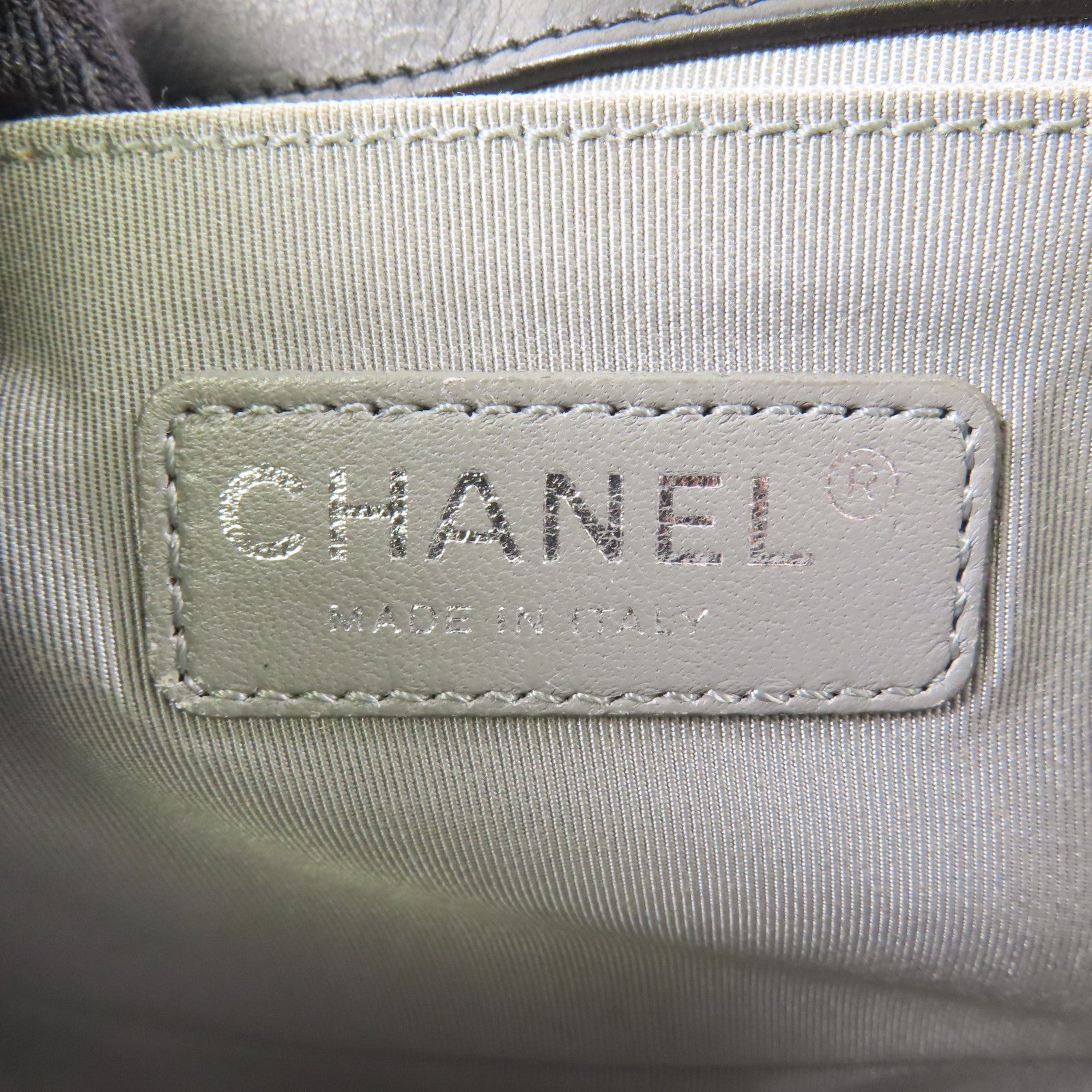 CHANEL 羊皮皮革Boy 25 Shoulder Bag鏈帶肩背袋