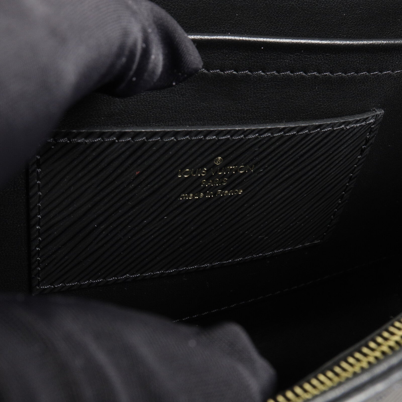 LOUIS VUITTON Epi Twist MM Love Lock手挽肩背兩用袋